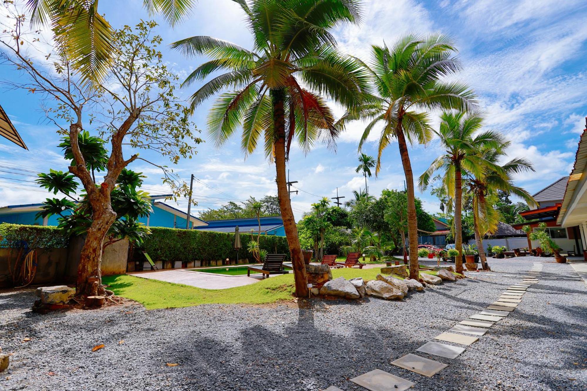 Resort Aonang Privacy 2*