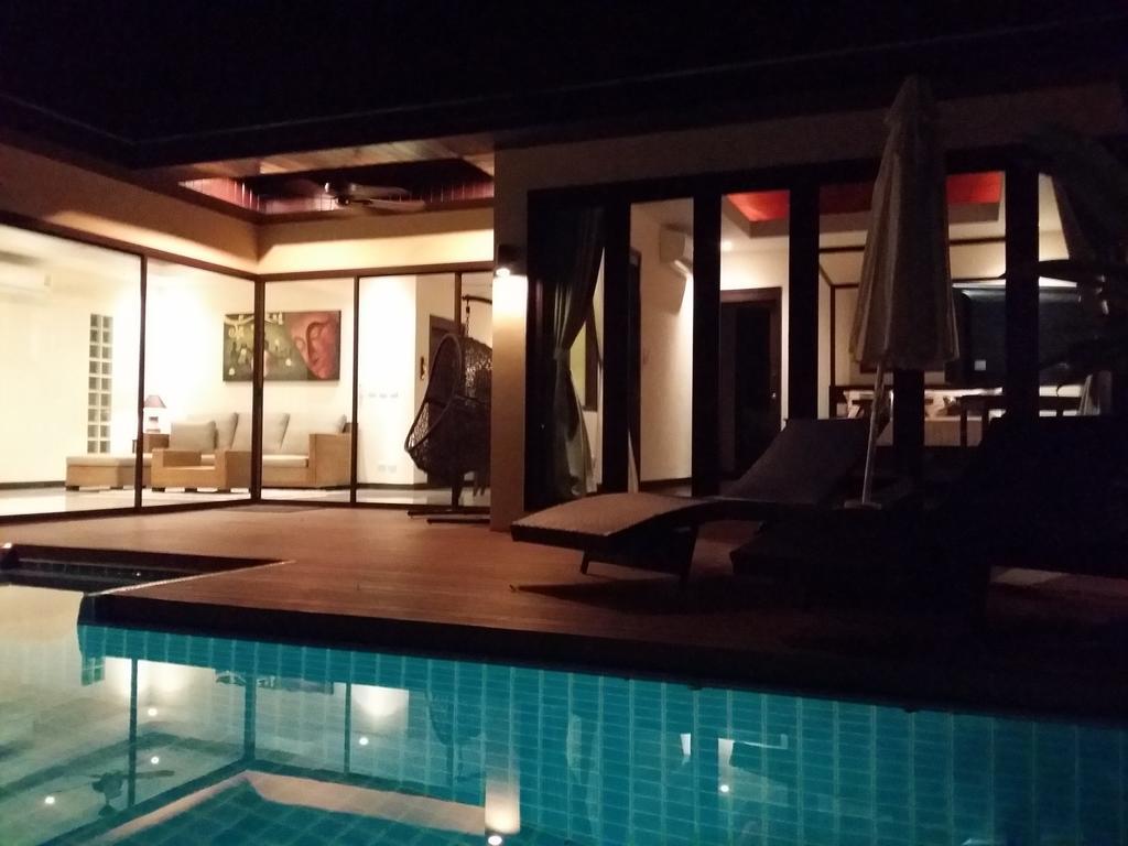 Villa Plunge Tropical Phuket