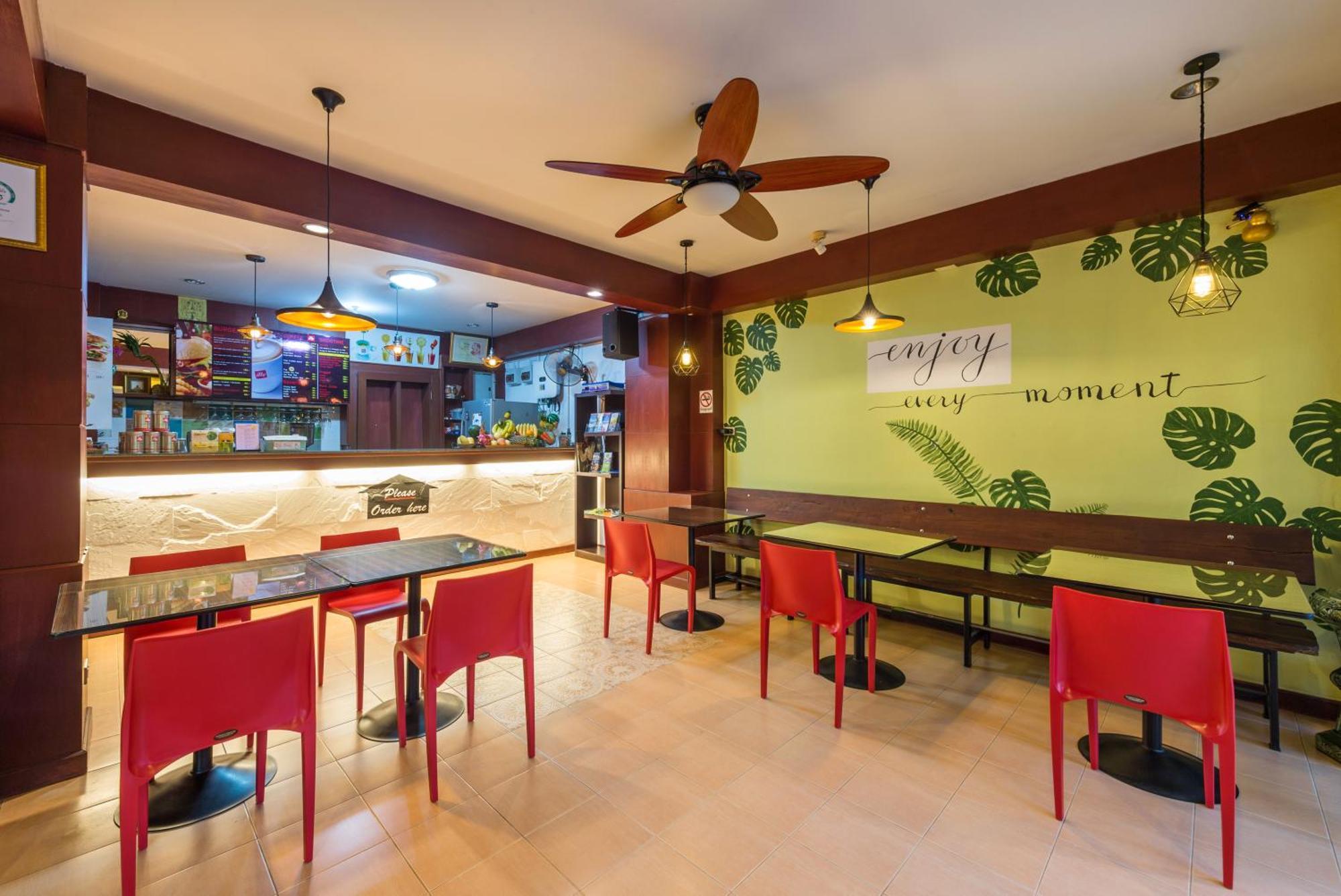 Hotel Lanta Thip House By Swiss-belhotel - Sha 3*