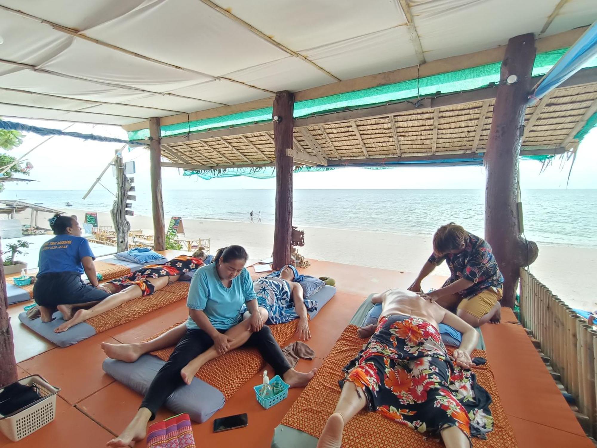 Resort Sea Shell