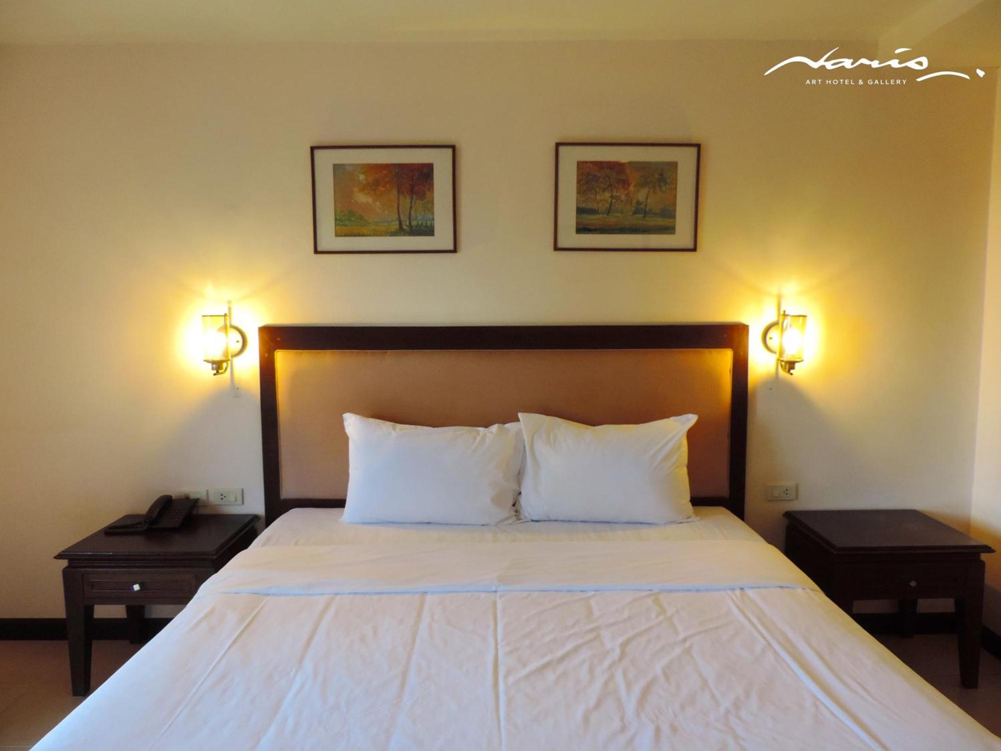 Naris Art Hotel