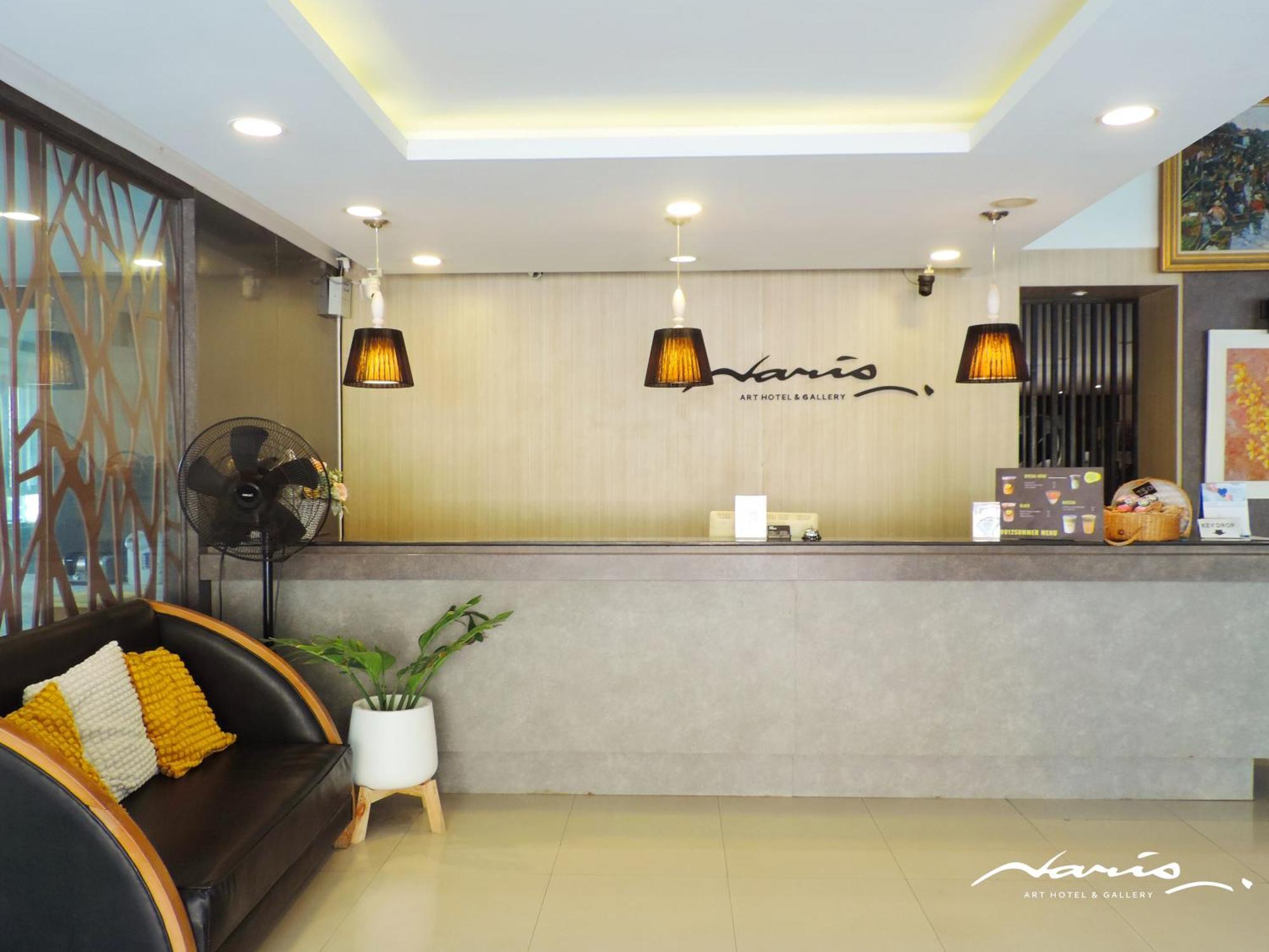 Naris Art Hotel