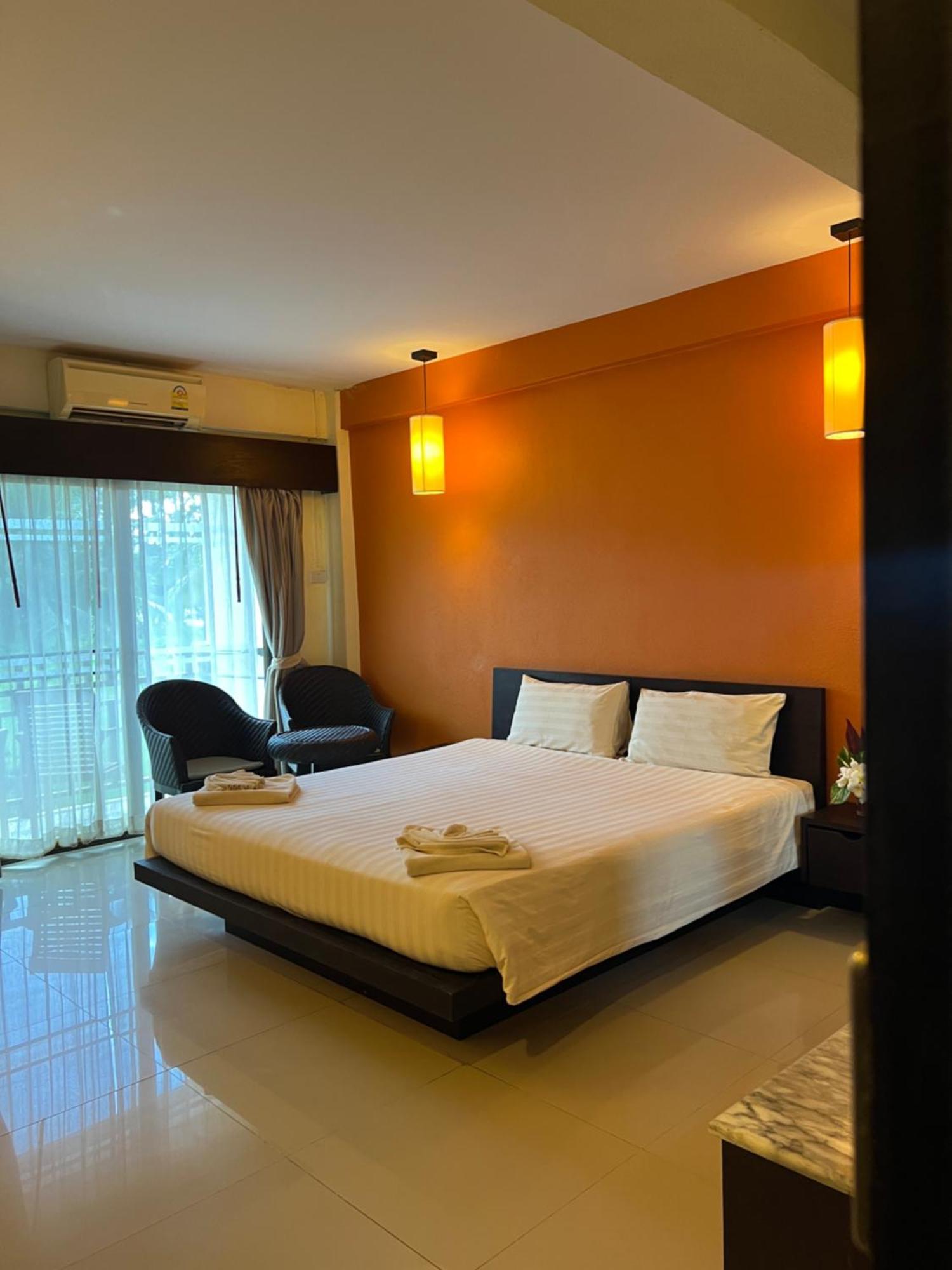 Lanta Pura Resort-sha Extra Resort