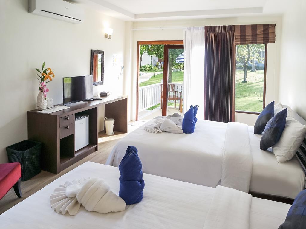 Soontreeya Lanta Resort 3*