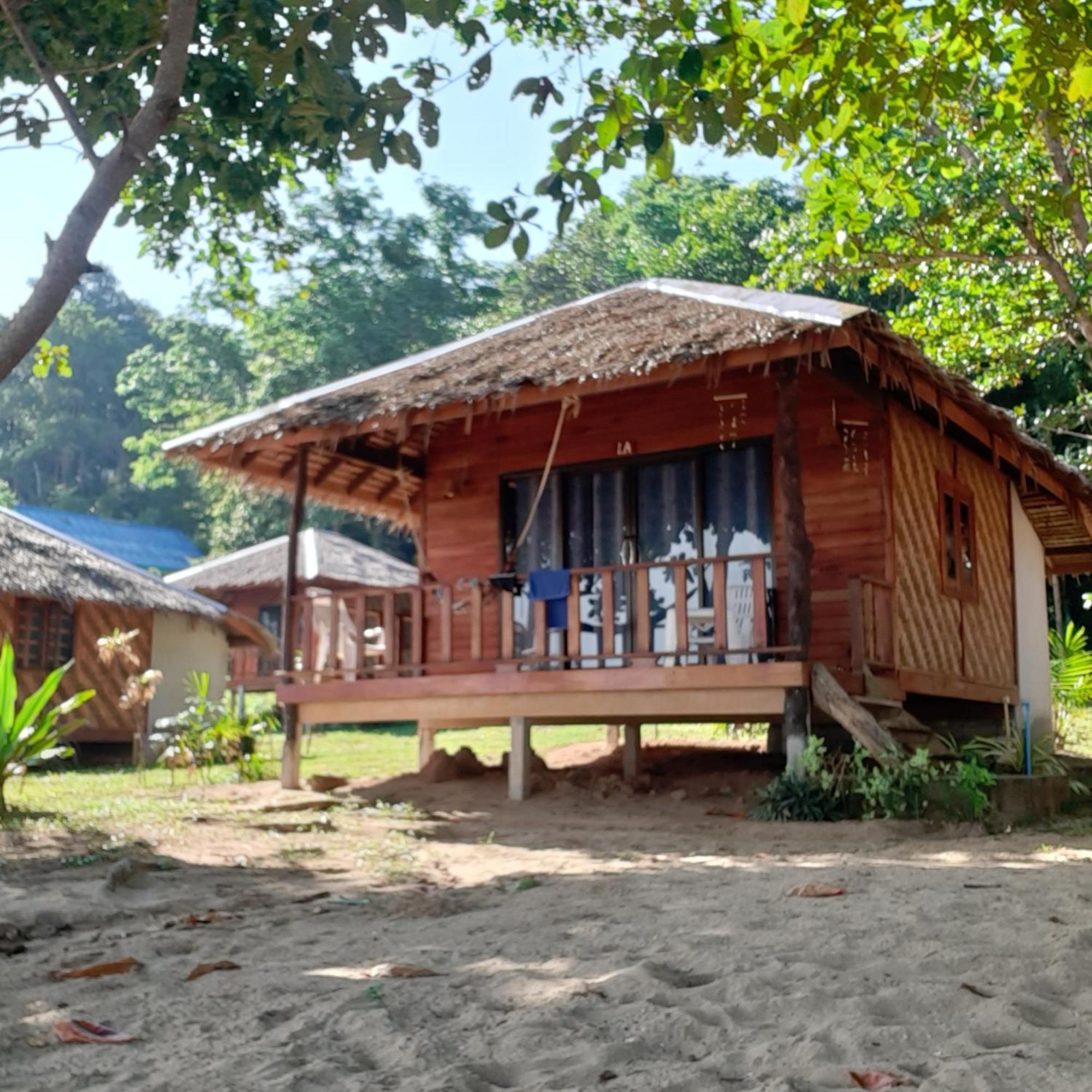 Cha Cha Resort Koh Jum