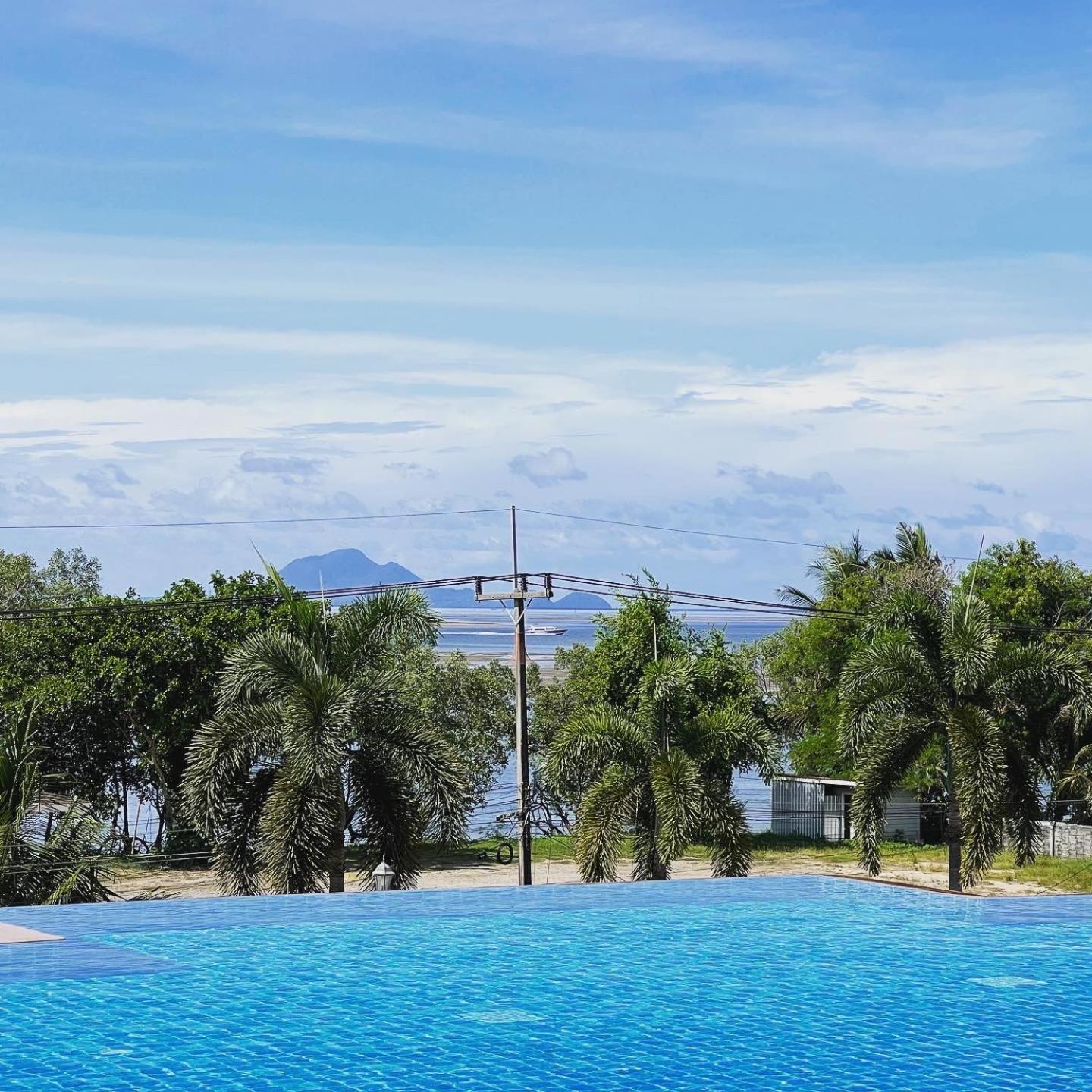 Front Bay Resort Krabi