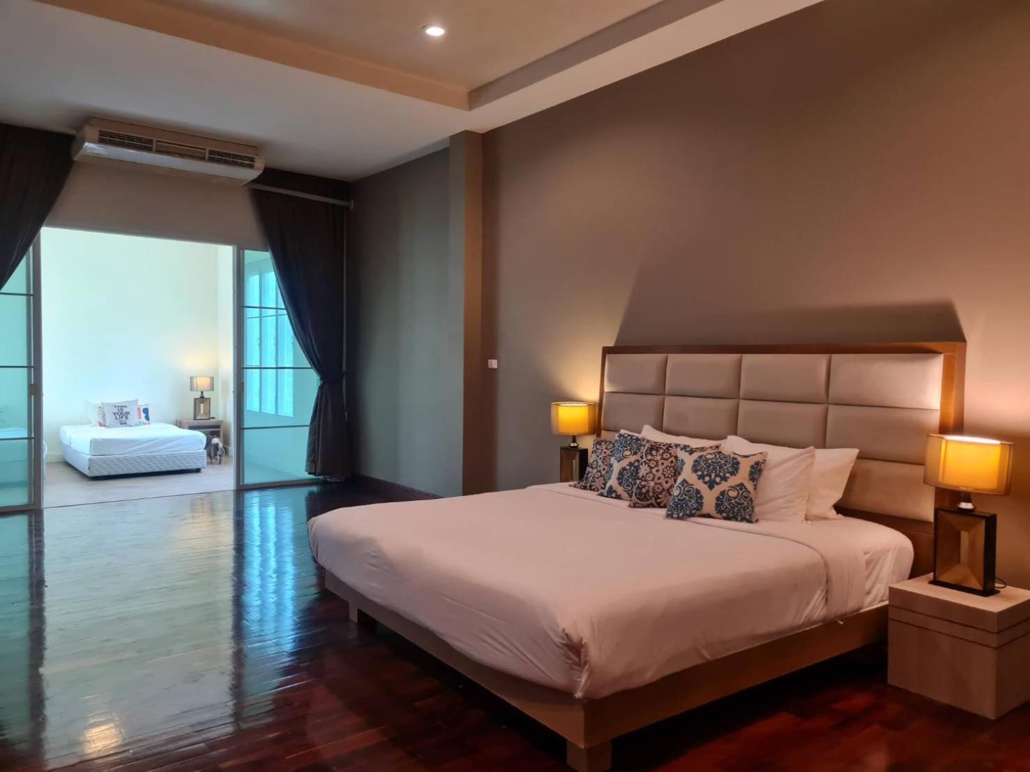 Villa Kanwara *