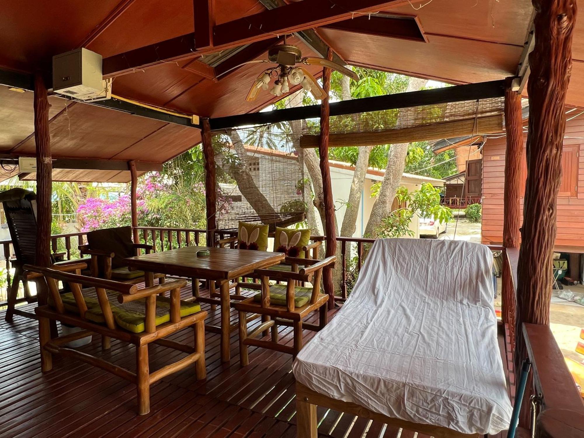 Bangpo Village Resort Ban Bang Po