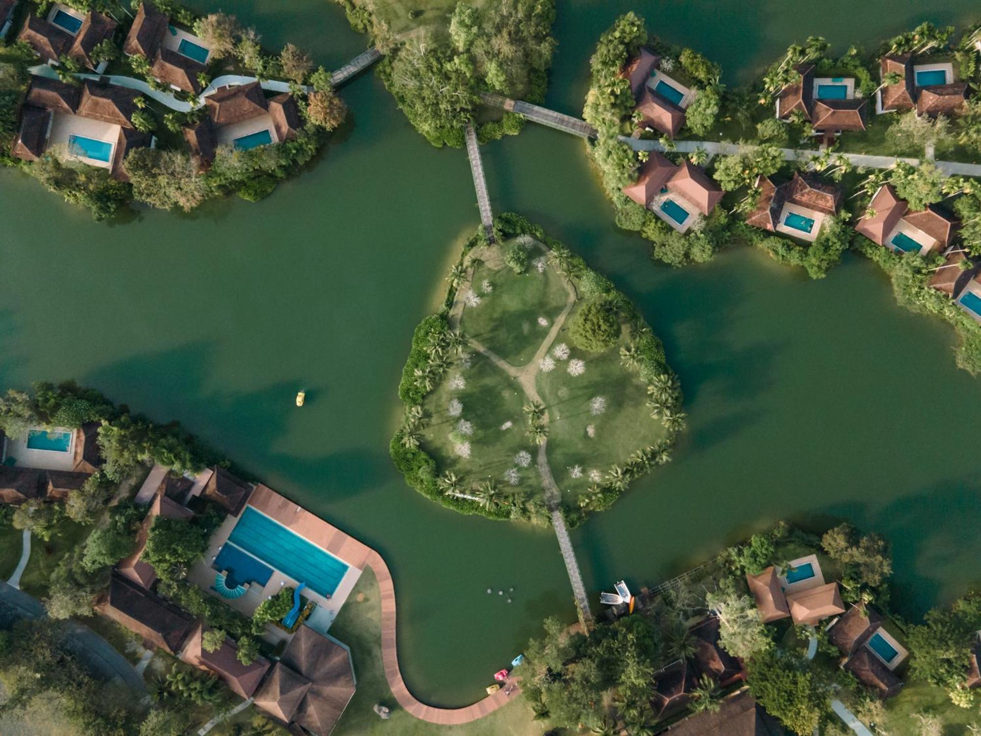 Pool Resort Bor Saen