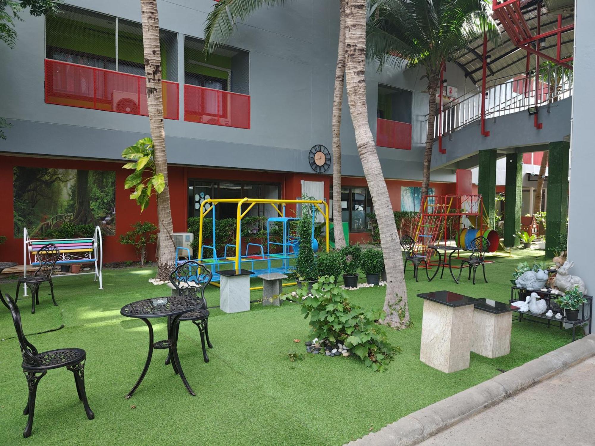 Samui Verticolor Hotel 3*