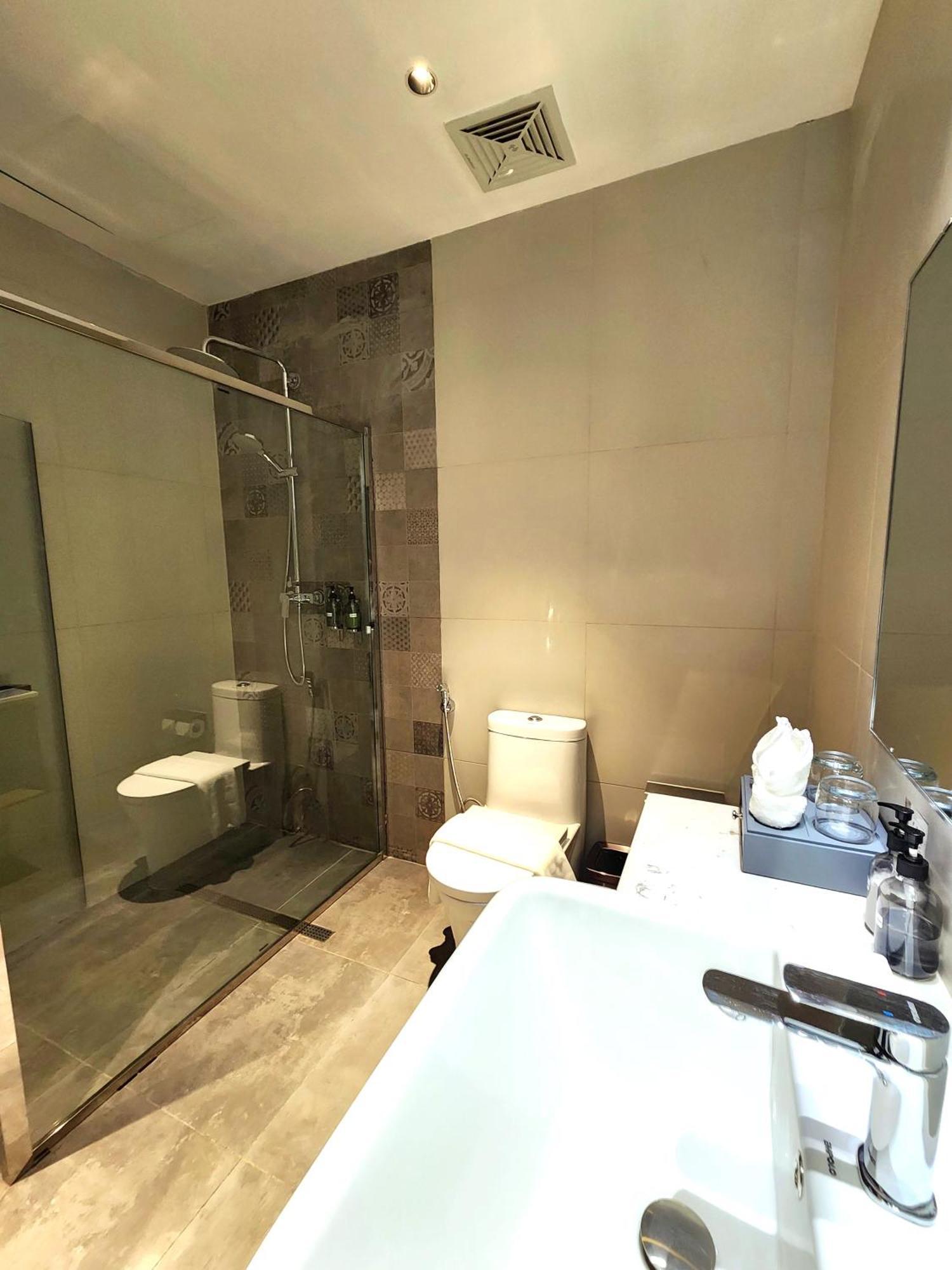 Zo Amalthea Hotel 4*