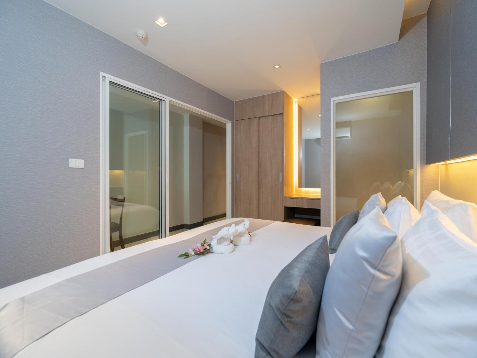 Patong Bay Hotel 4*