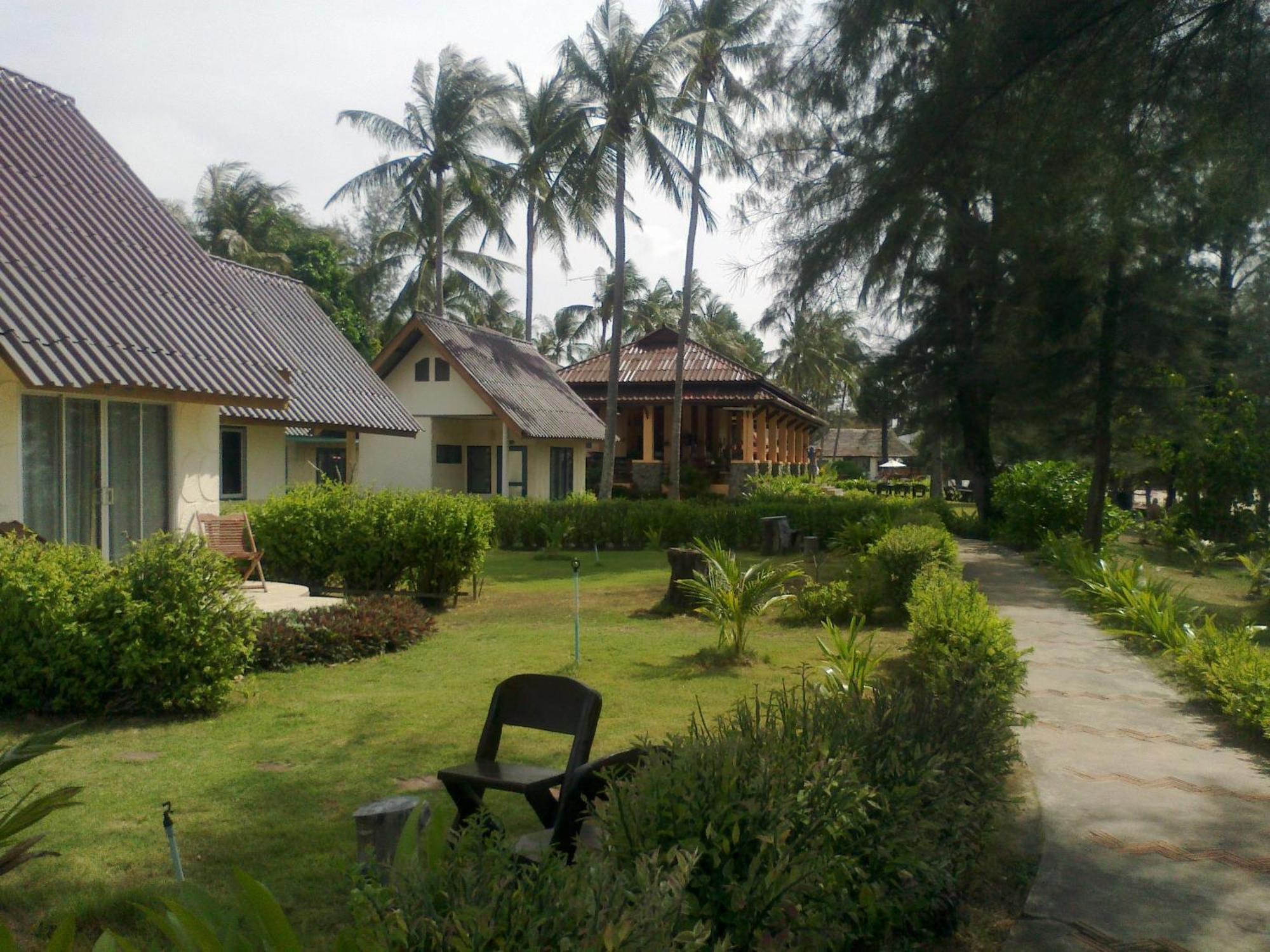 Gooddays Lanta Sha Resort 3*