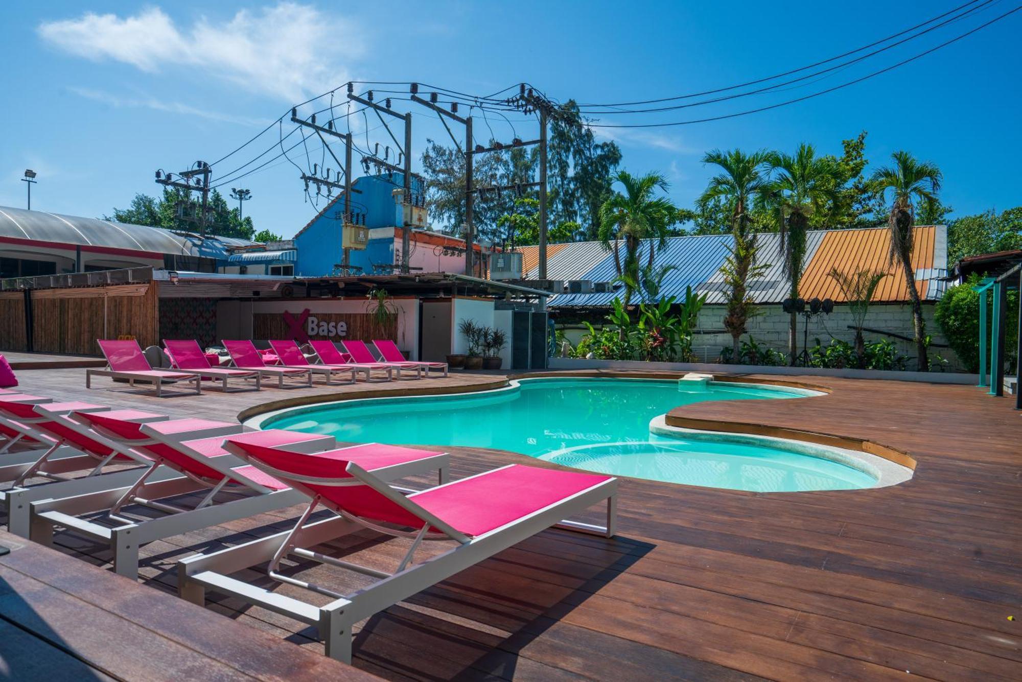 Base Party Ao Nang