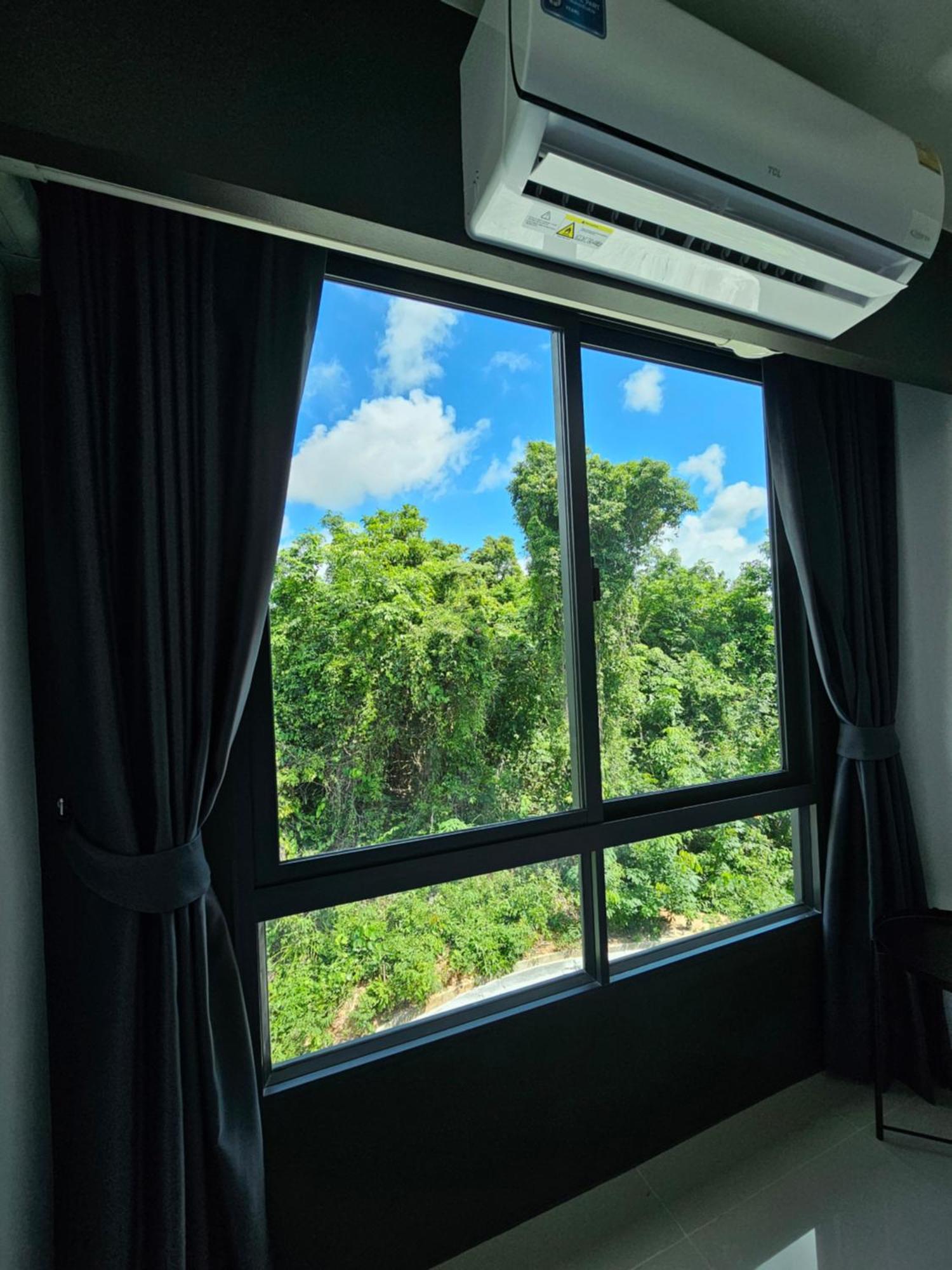 Aya Garden View * Ban Ket Ho