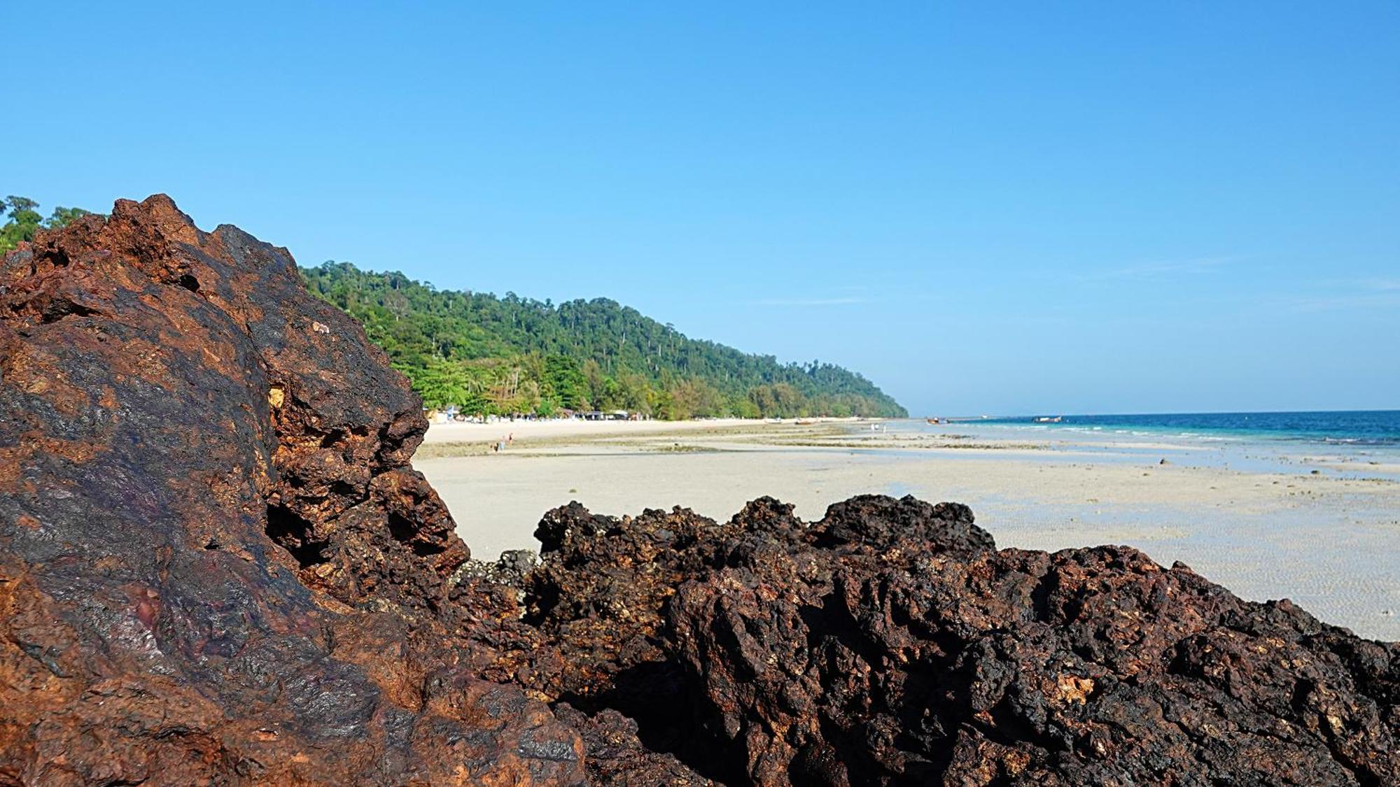 Thanya - Sha Resort
