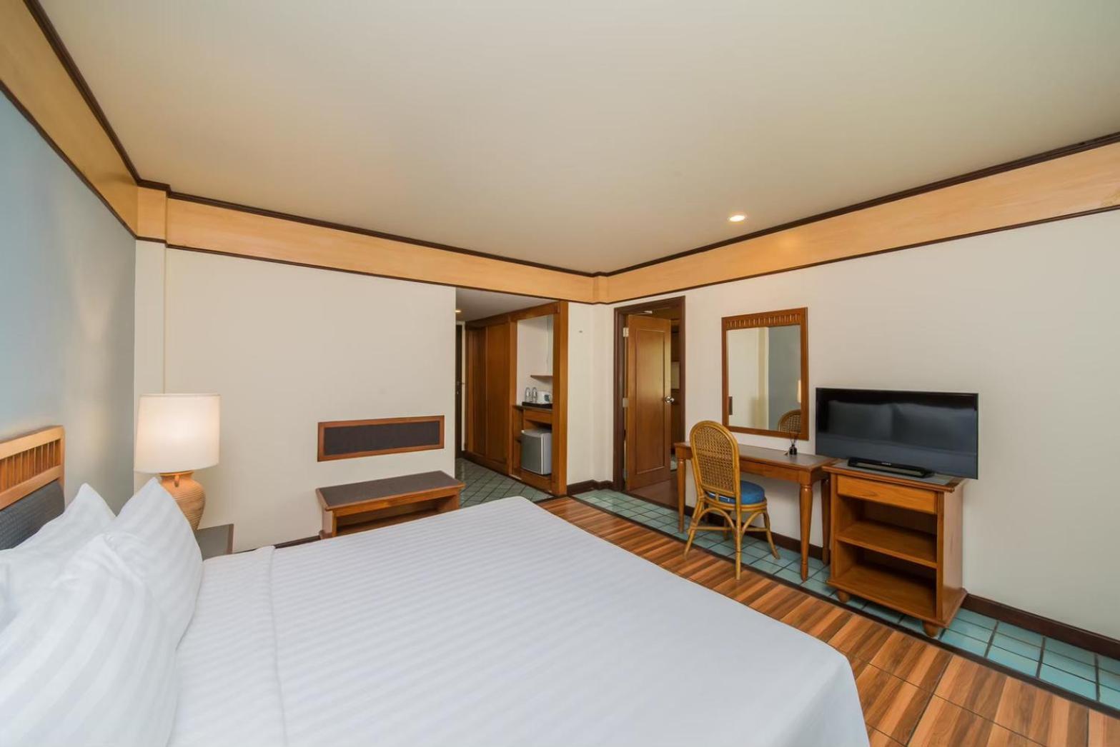 Resort Botany Pattaya 5*