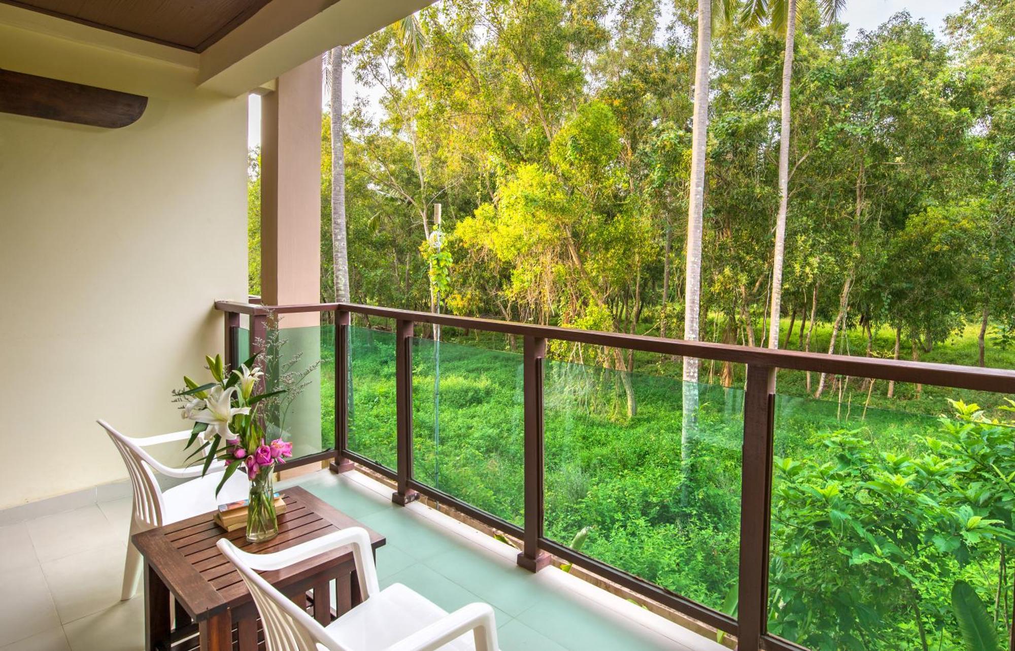 Lanta Pura Resort-sha Extra 3*