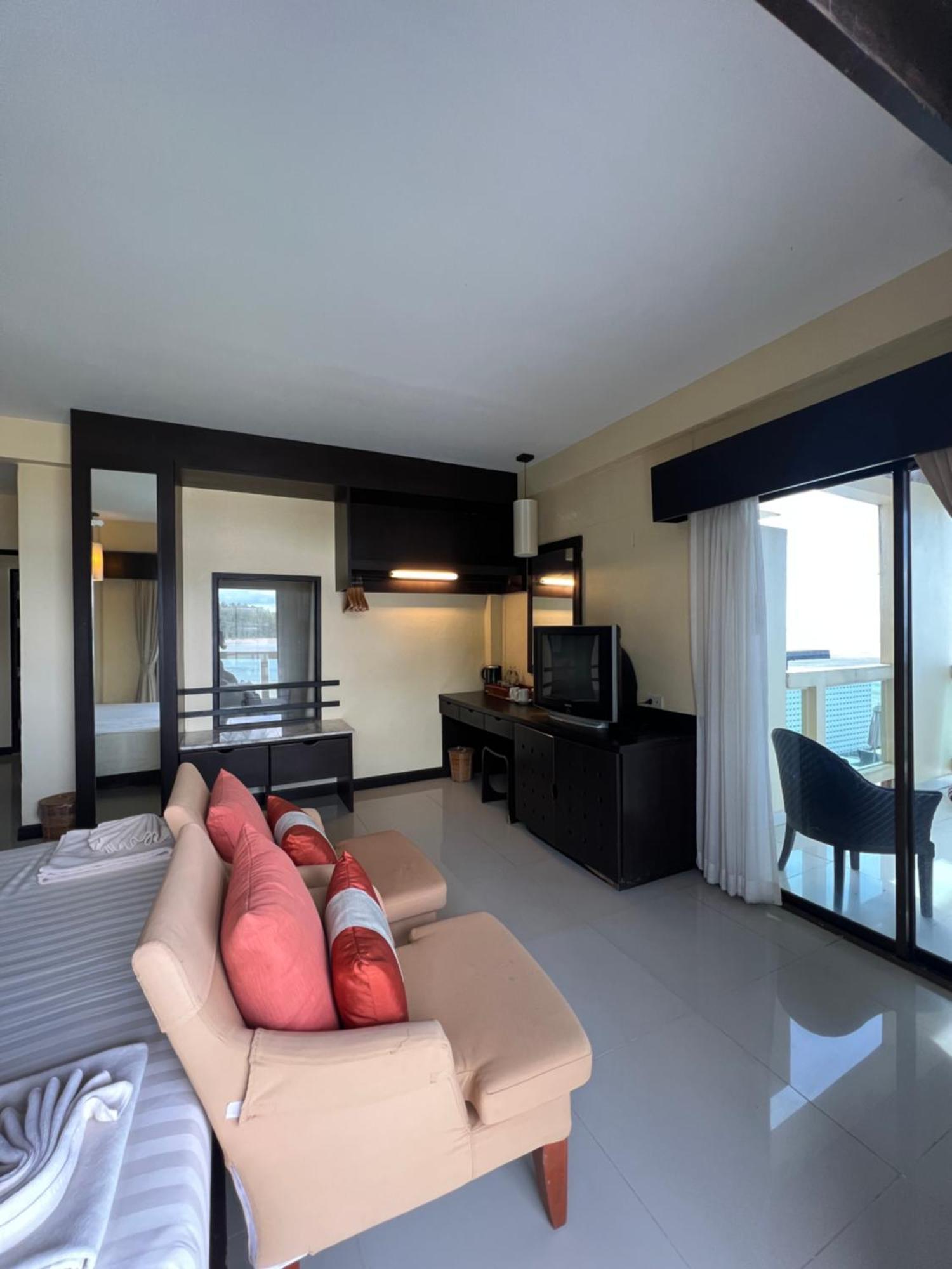 Lanta Pura Resort-sha Extra Resort