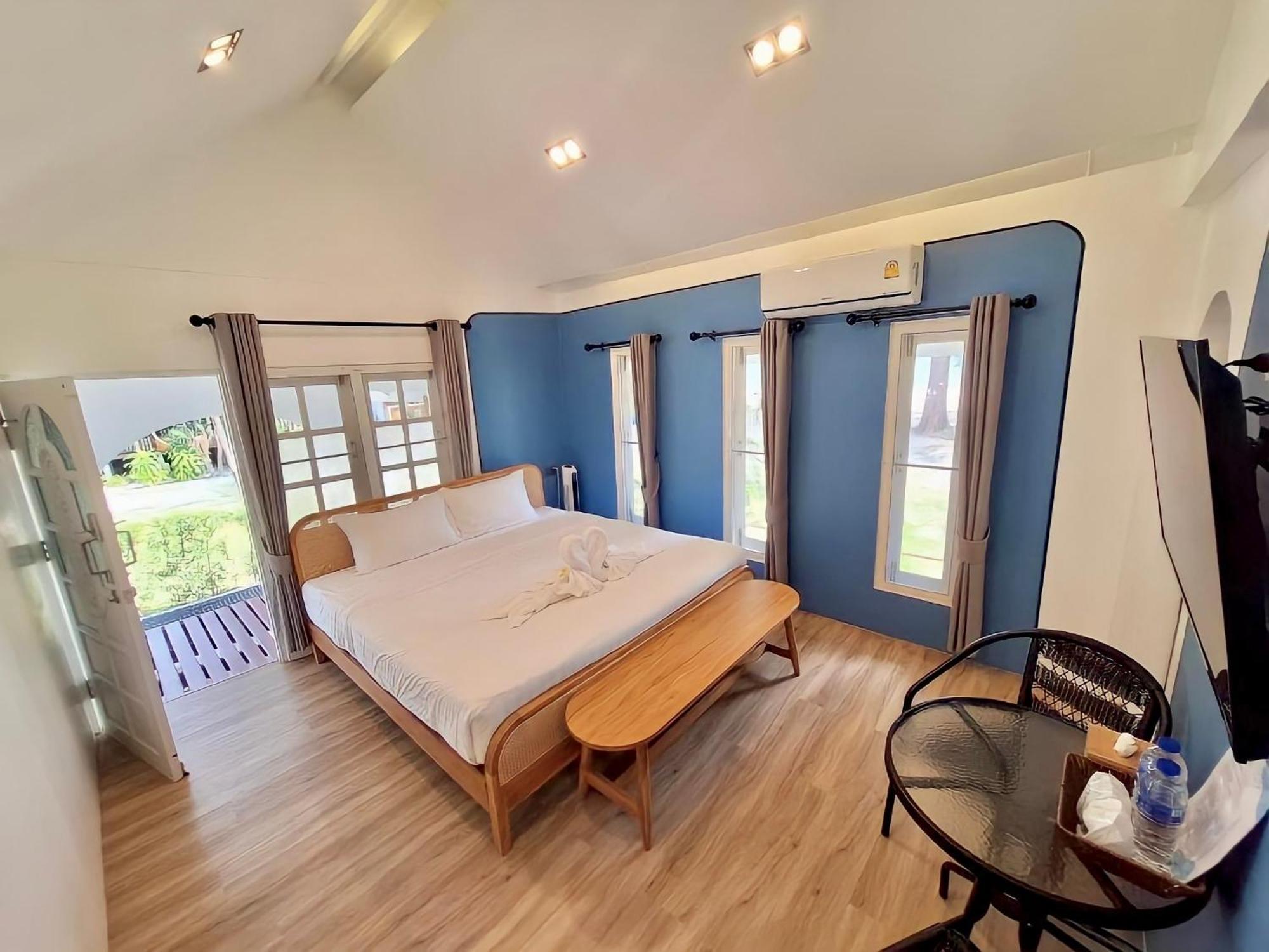 Pan Beachfront Krabi 3* Klong Muang Beach