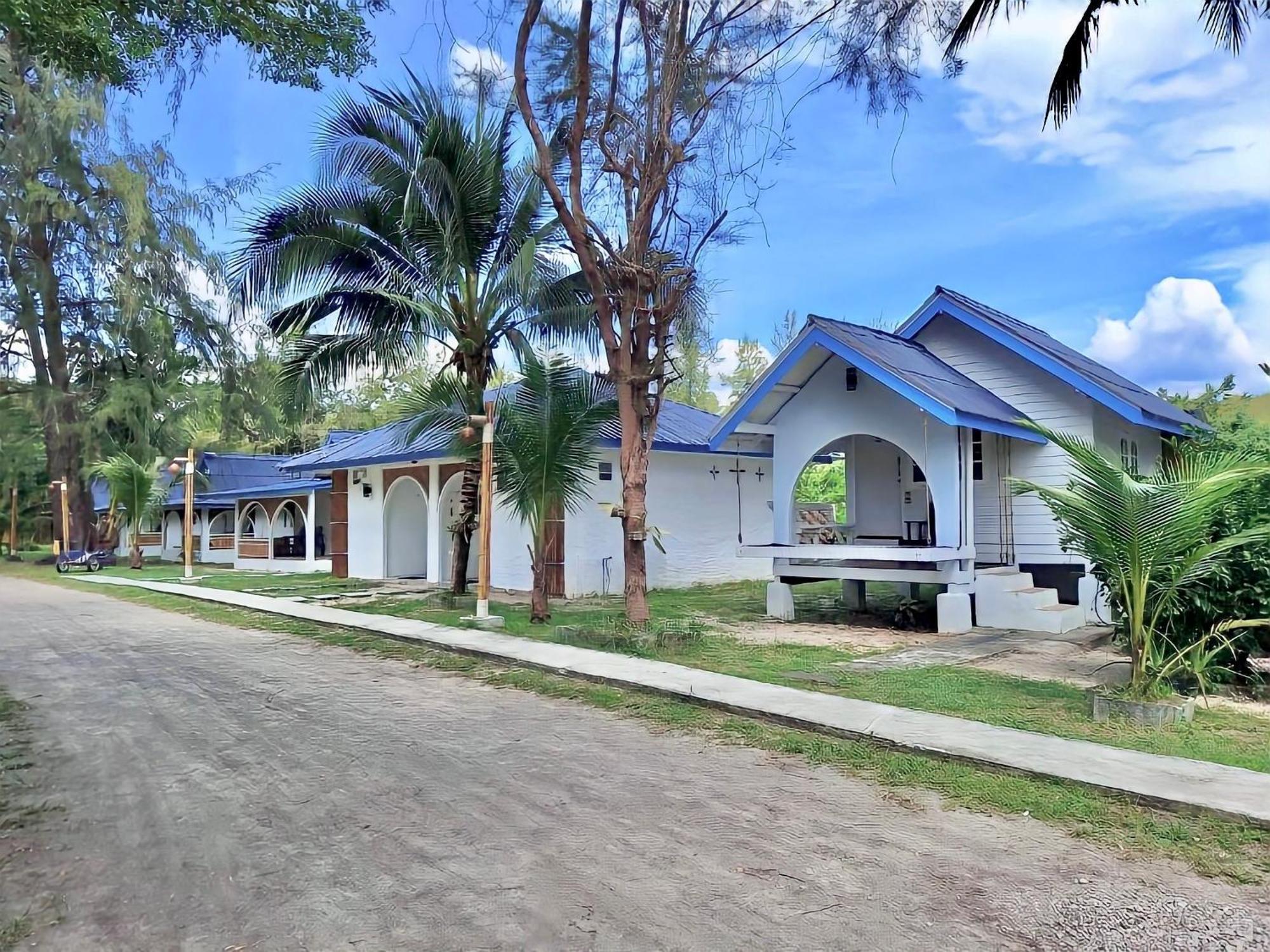 Pan Beachfront Krabi 3*