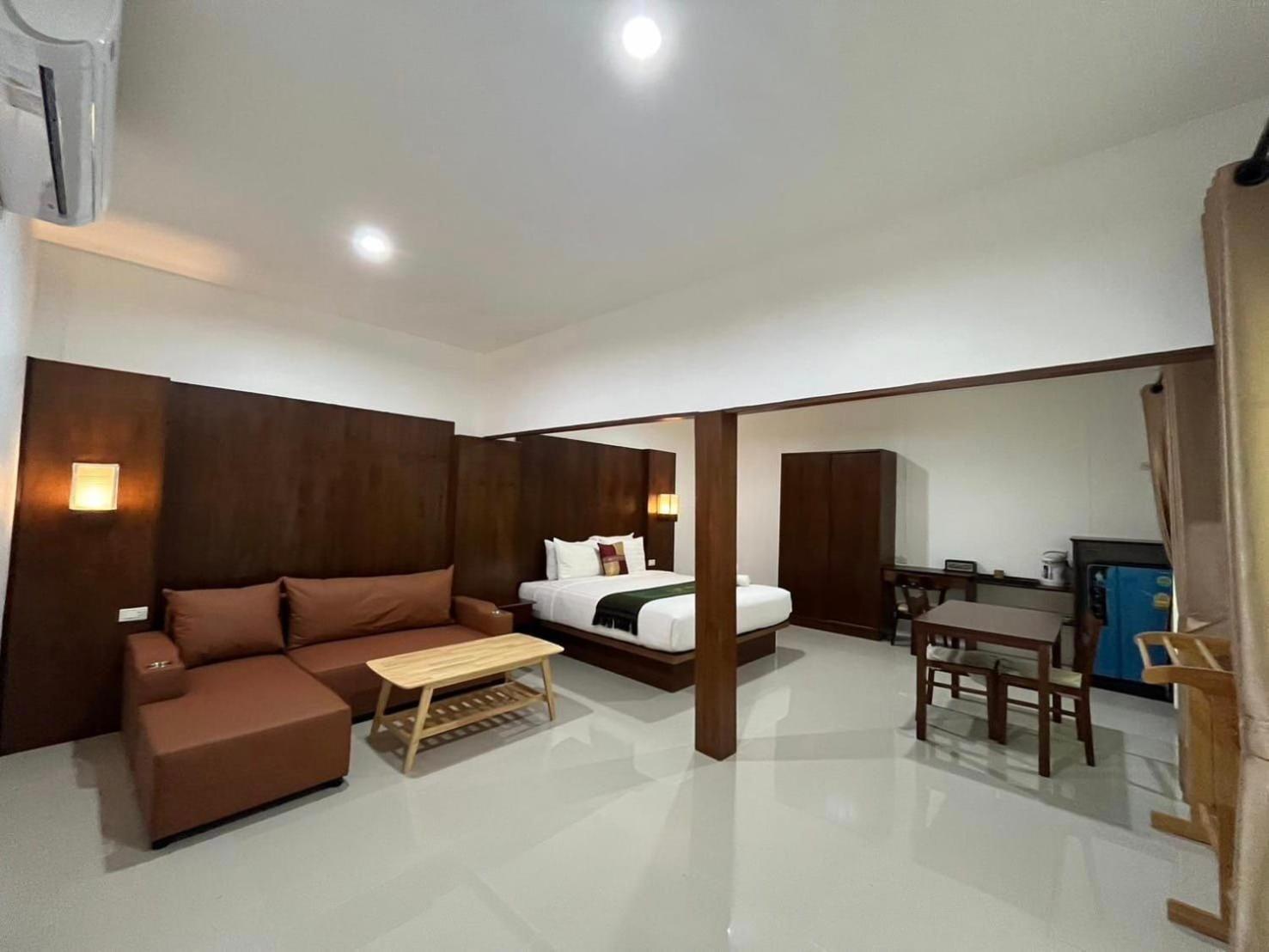 Baanphong Lanta Holiday home *