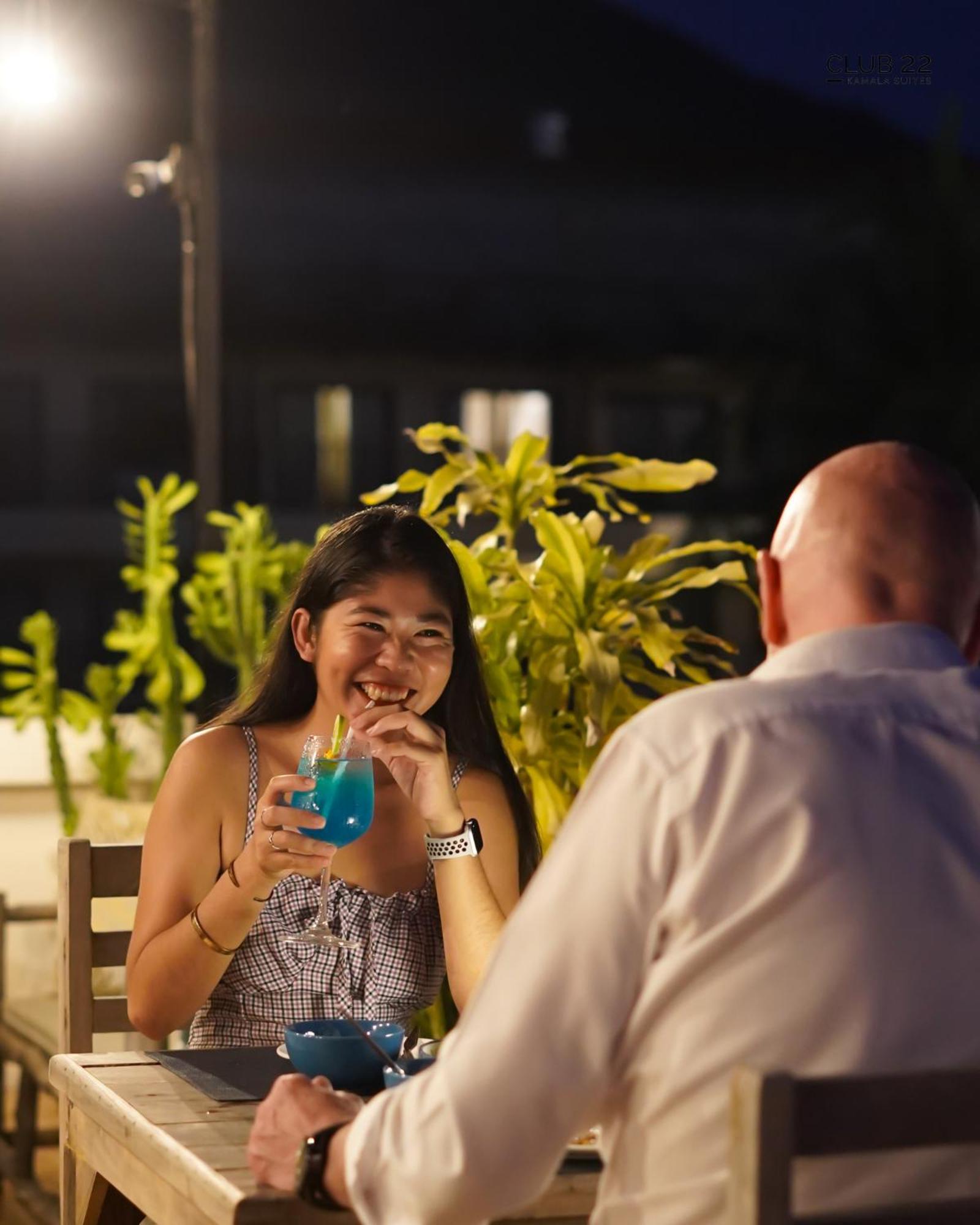 Club22 Suites, 3* Kamala Beach