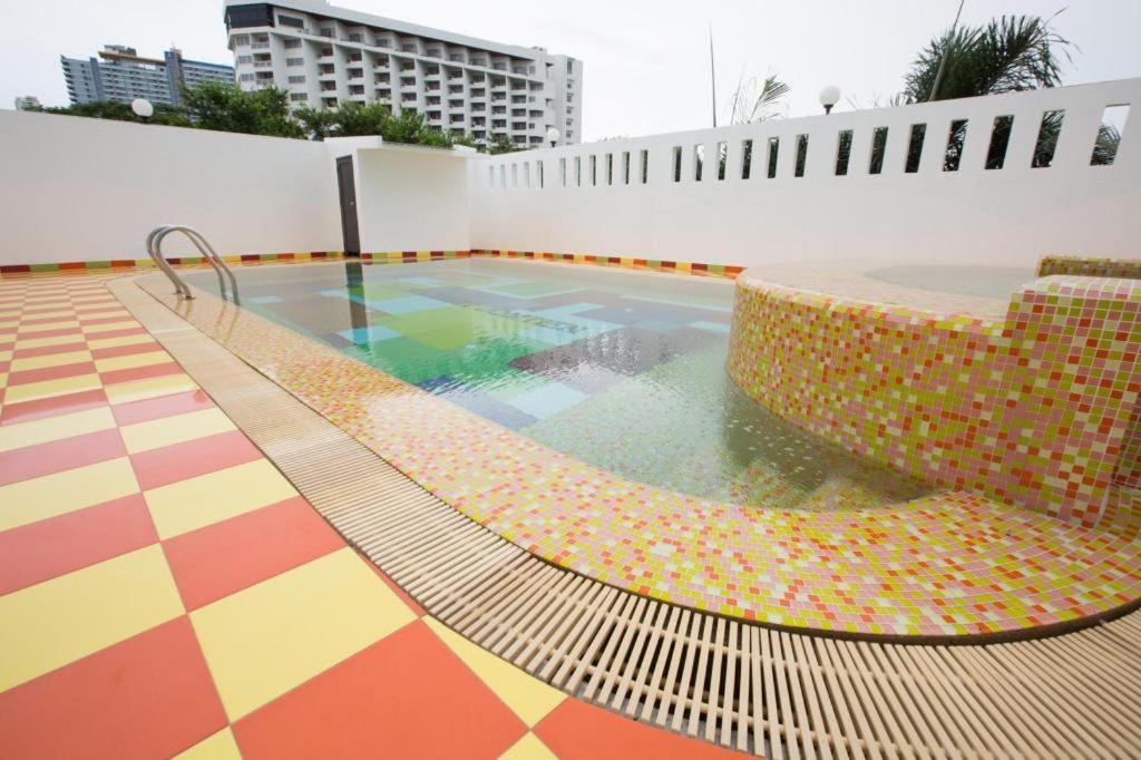 Kp Seaview Jomtien 3*