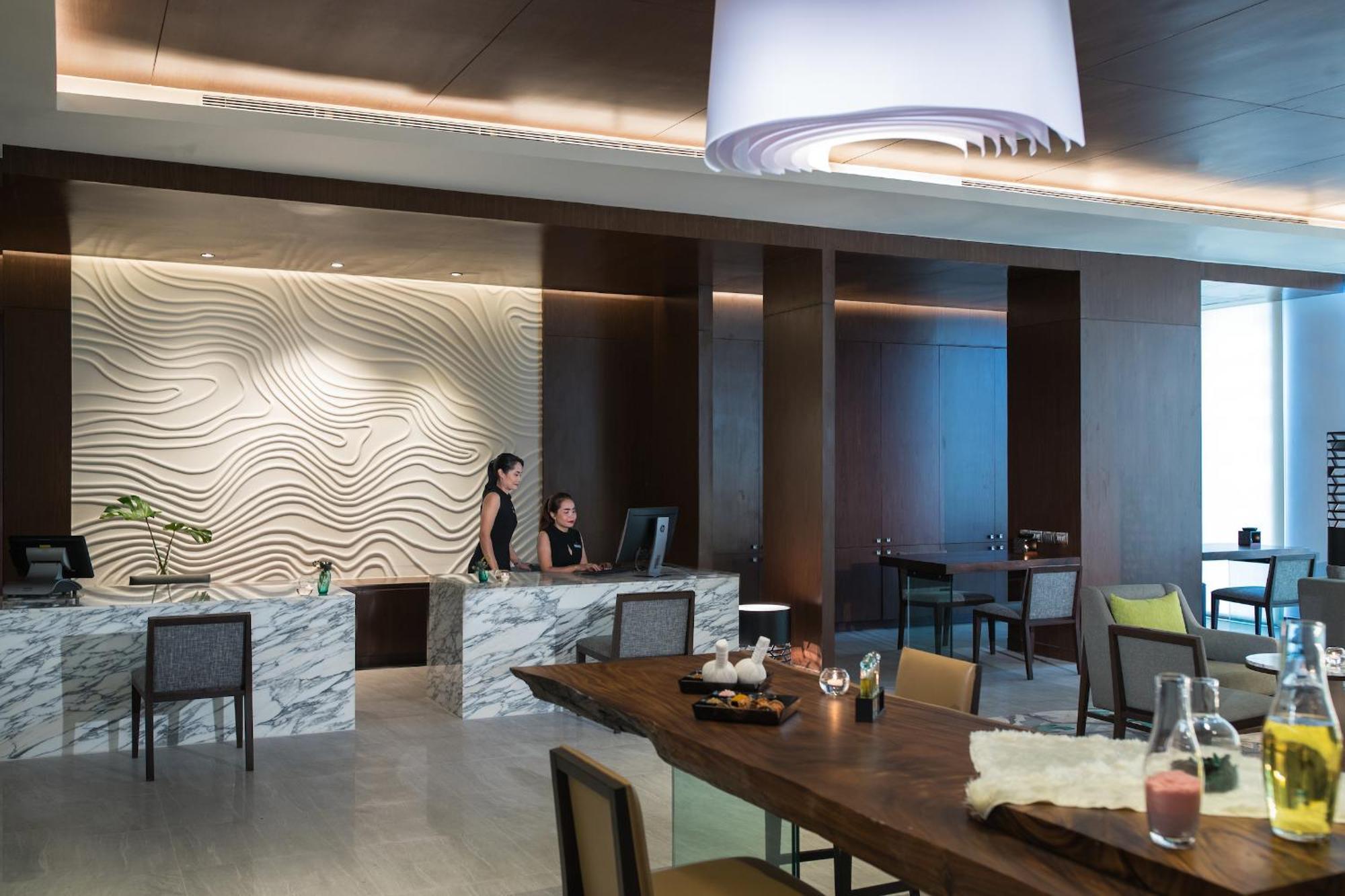 Renaissance Pattaya & Hotel 5*