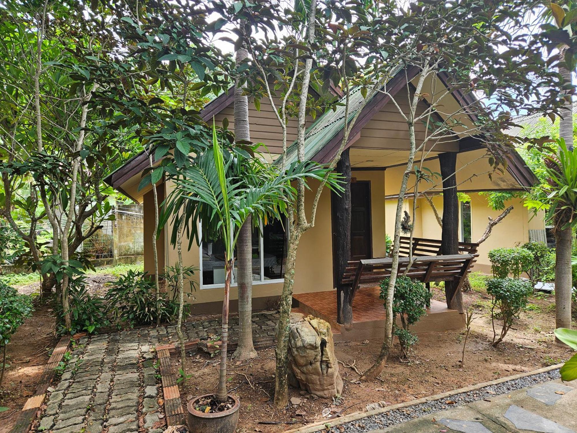 Lanta Riviera Resort