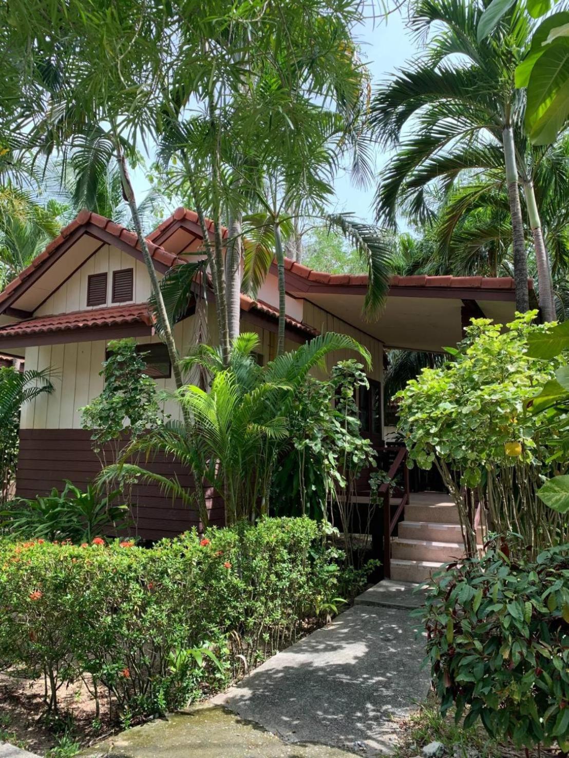 Resort Coco Palm - Sha Extra Mae Nam