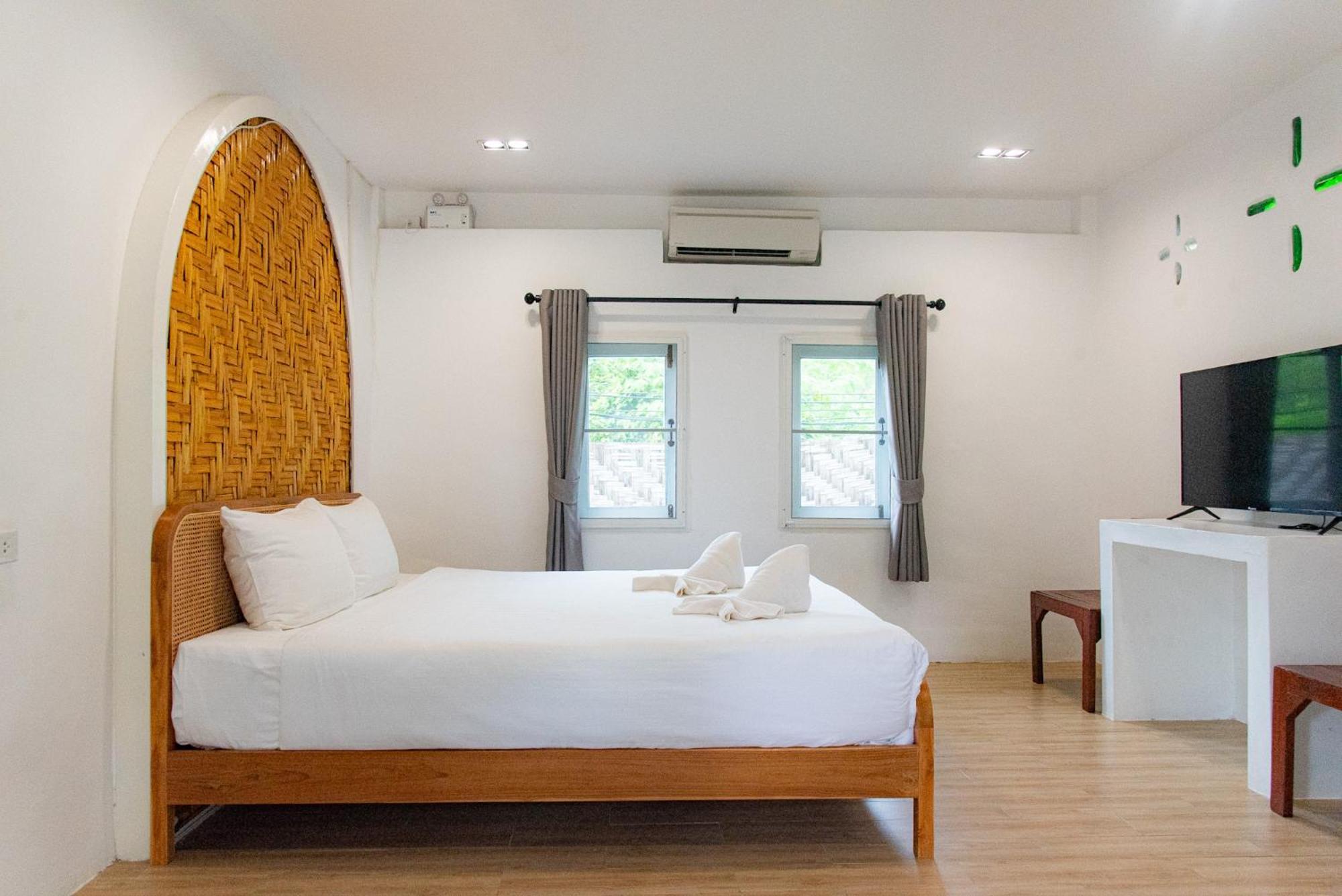 Pan Beachfront Krabi