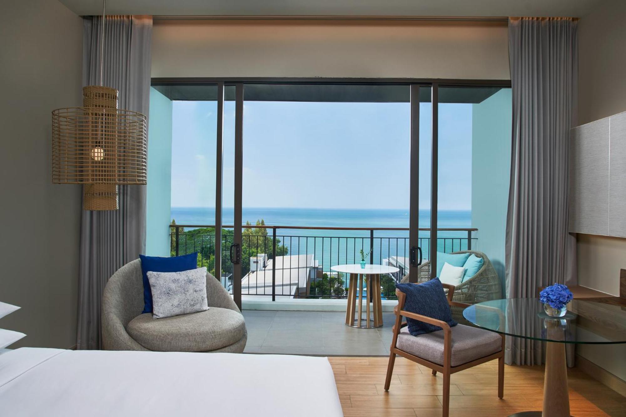 Renaissance Pattaya & Hotel