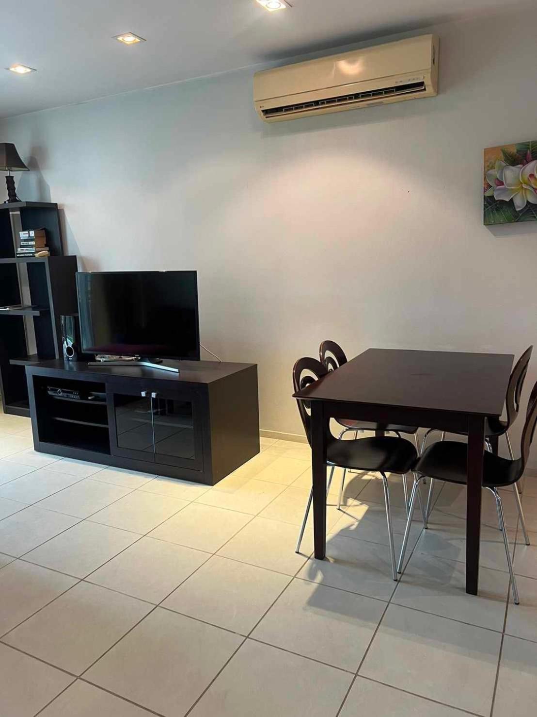 Seaview B15 * Rayong