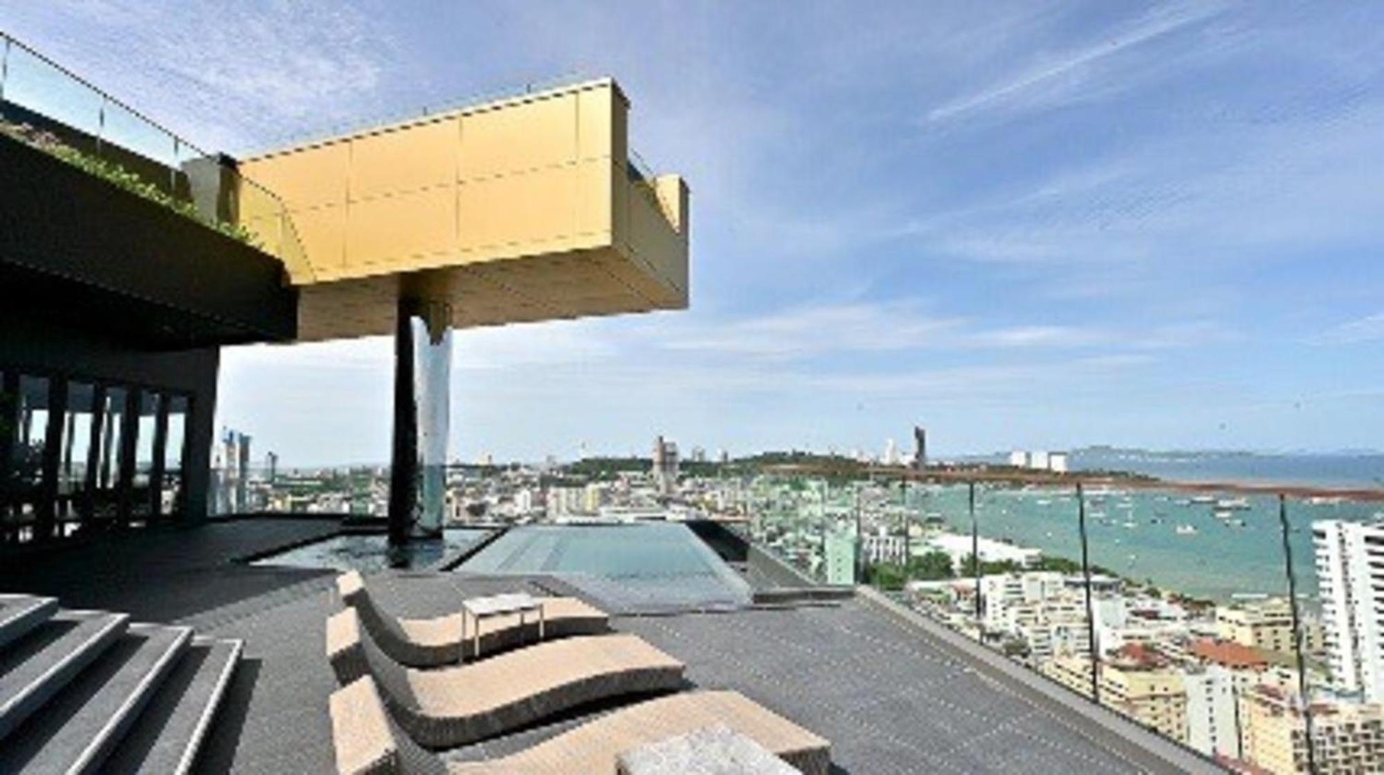 Aparthotel Edge By Mickey Pattaya