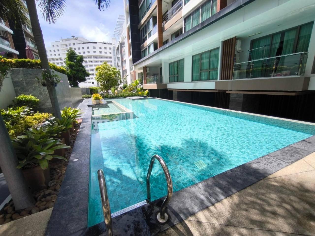 Apartment The Urban City Center By Fantasea Beach *