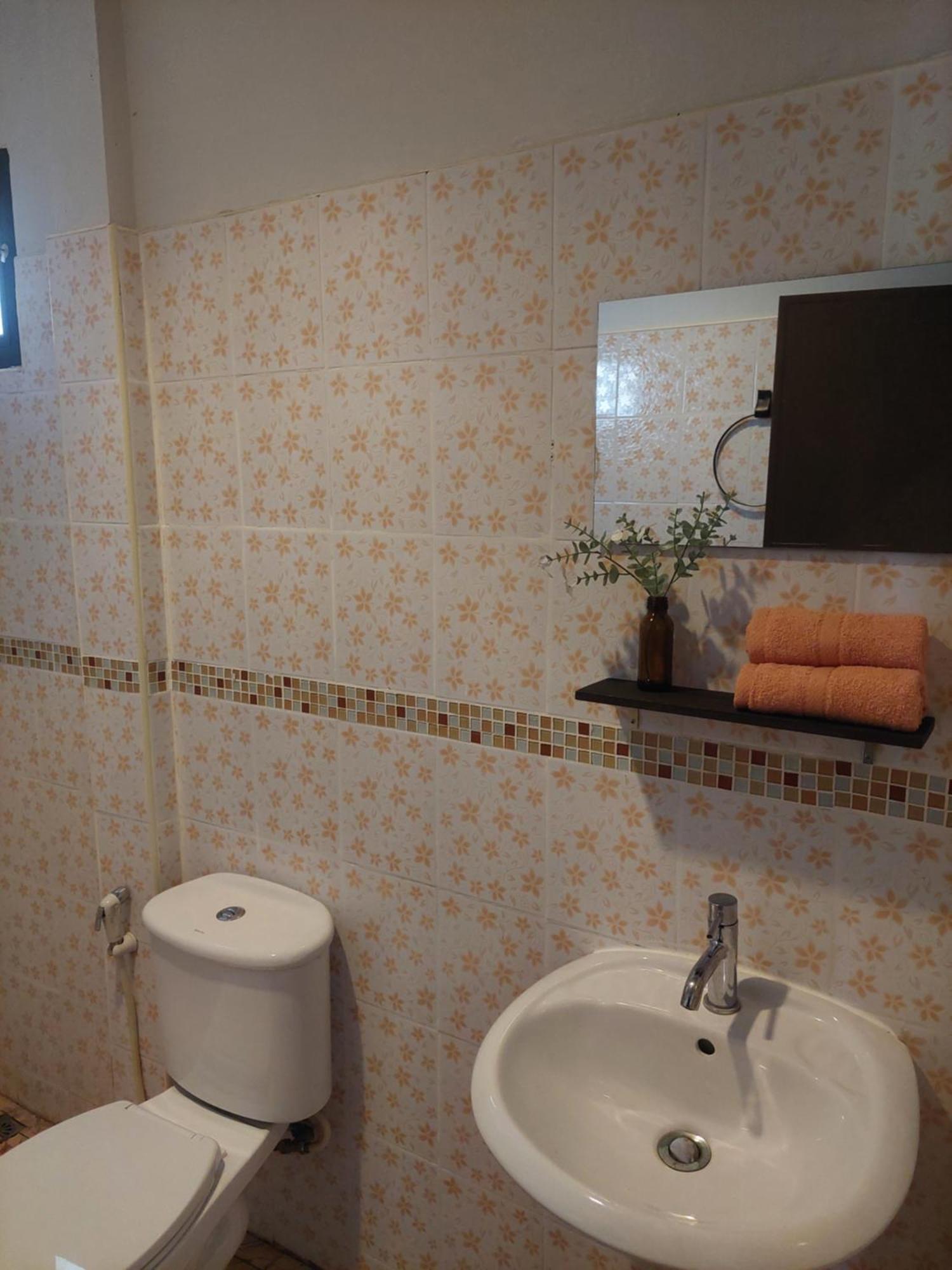 Guest house Naraya 2*