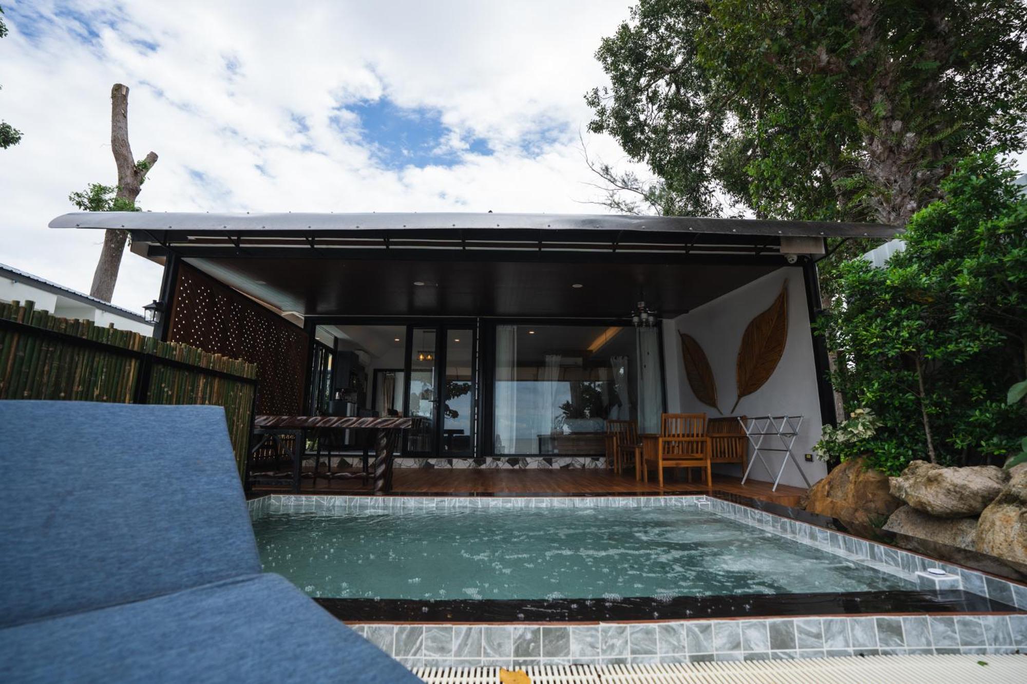 Villa Beachhouse Pool