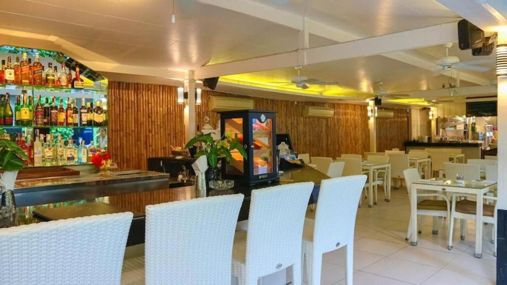 Hotel The Lokal Phuket 3*