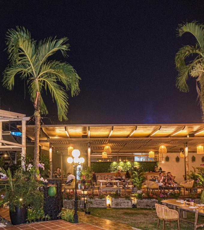 Hotel The Lokal Phuket
