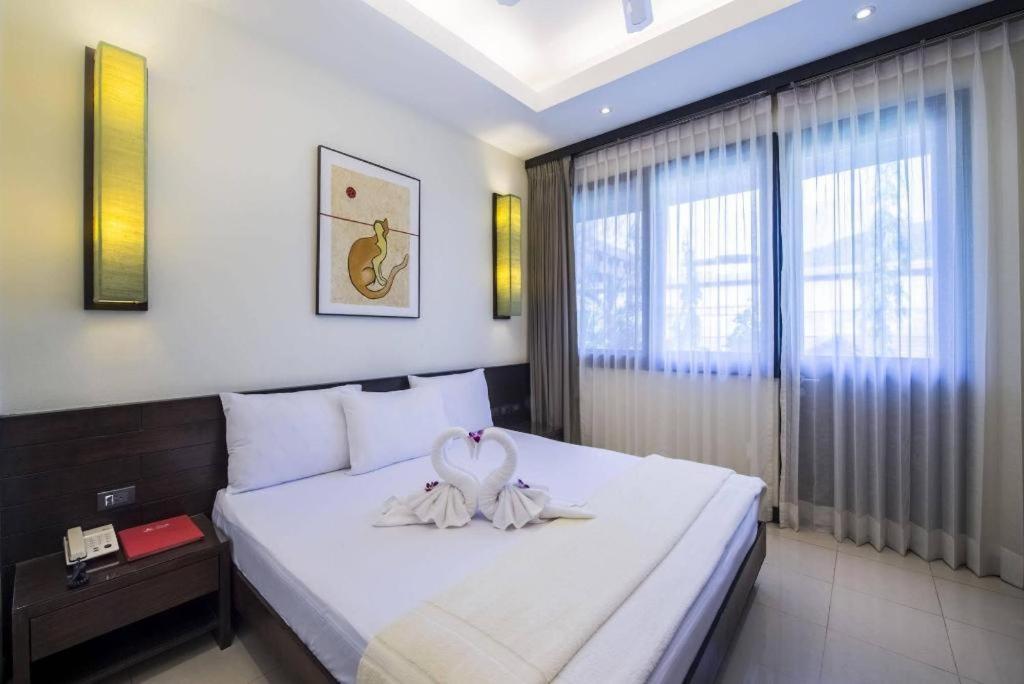 Hotel The Lokal Phuket 3*