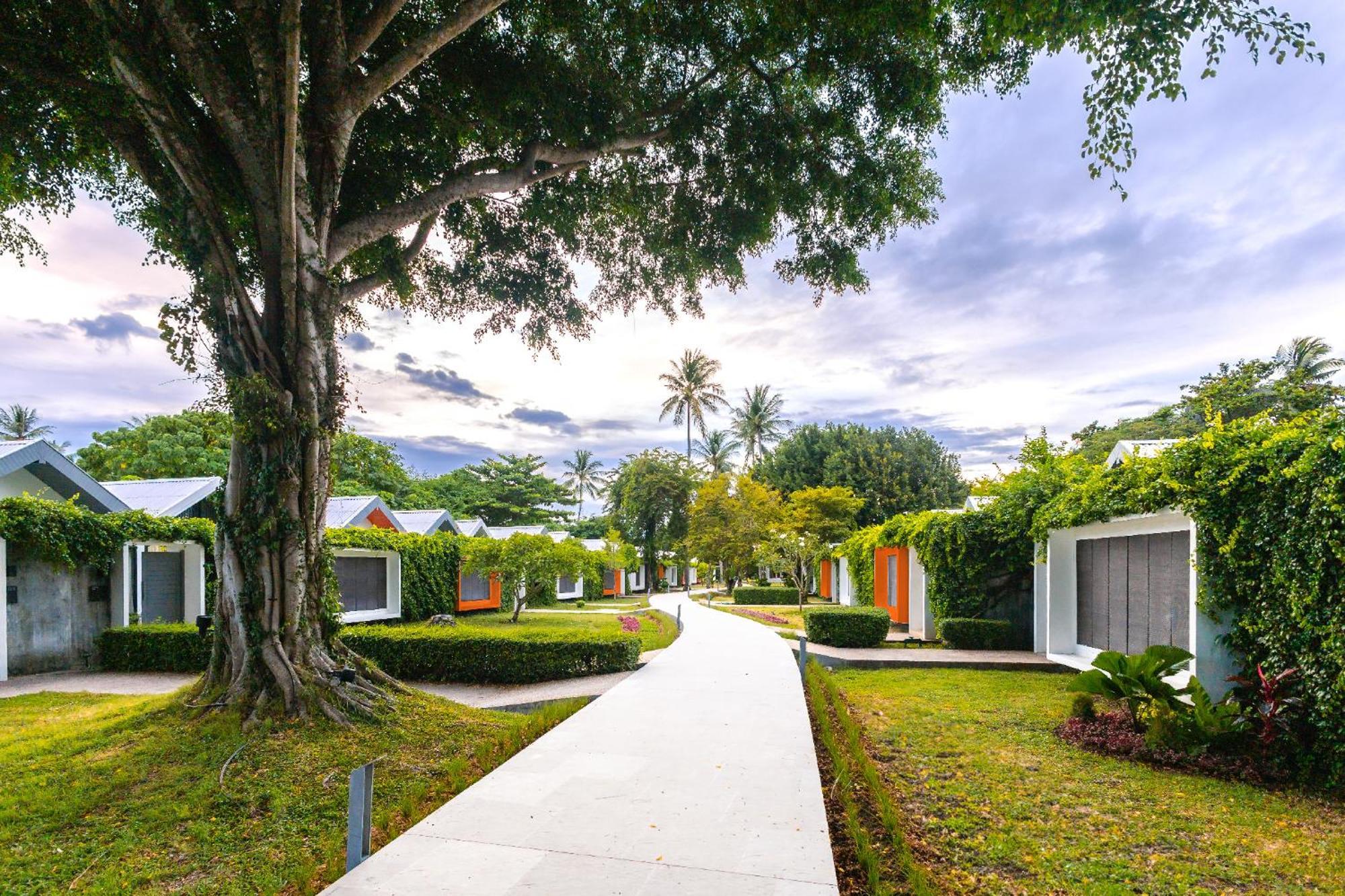 Tolani Koh Samui Resort 4*