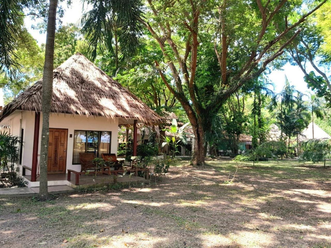Twin Bay Koh Lanta