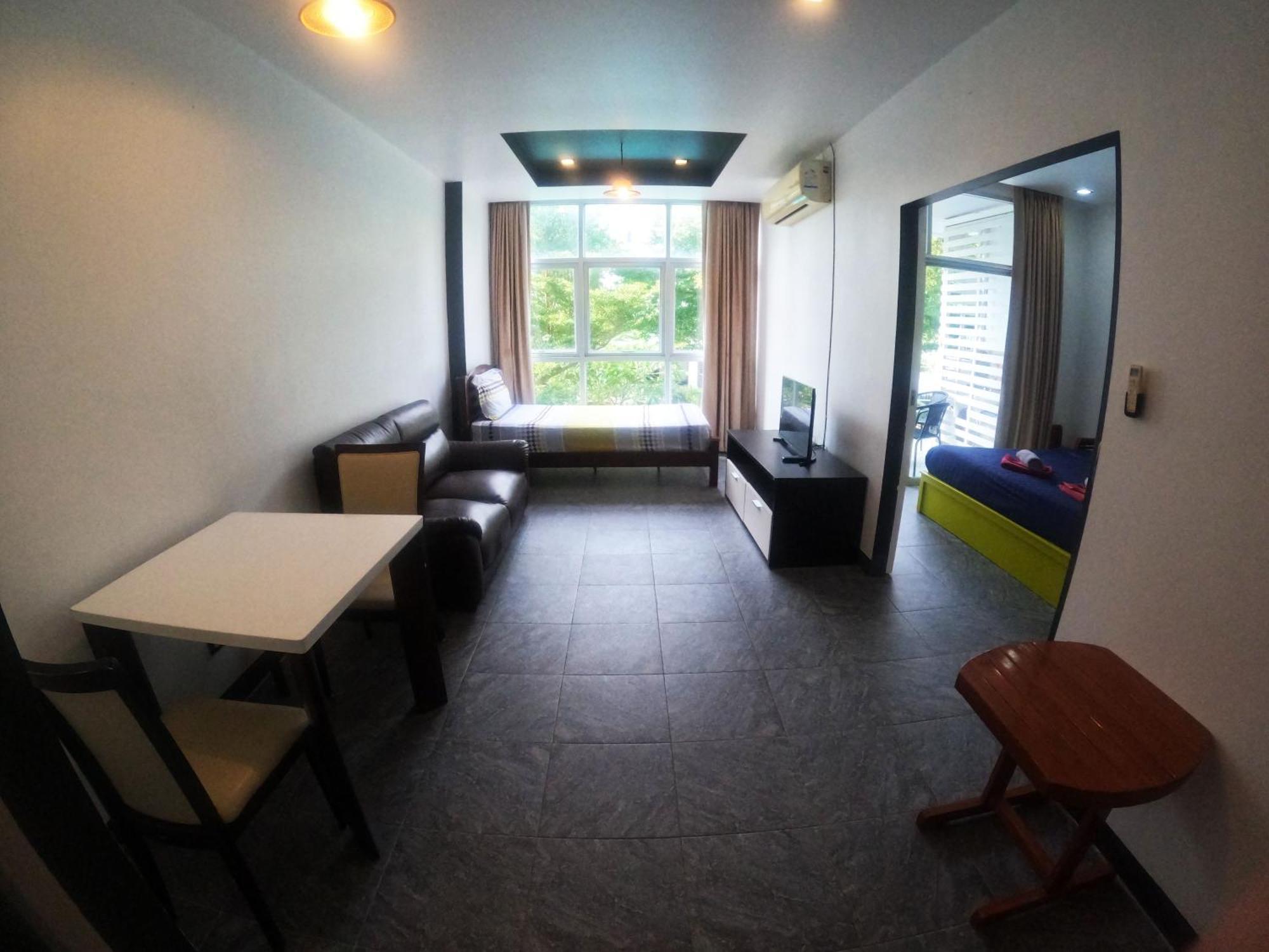 At Seacondo-studio-b26 Apartment Klong Muang Beach