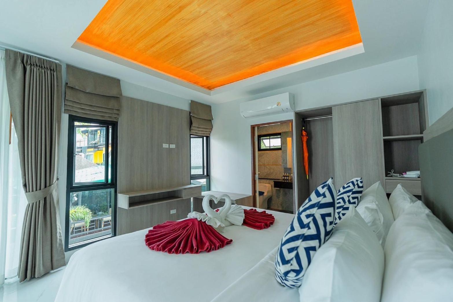 Beachhouse Pool Villa