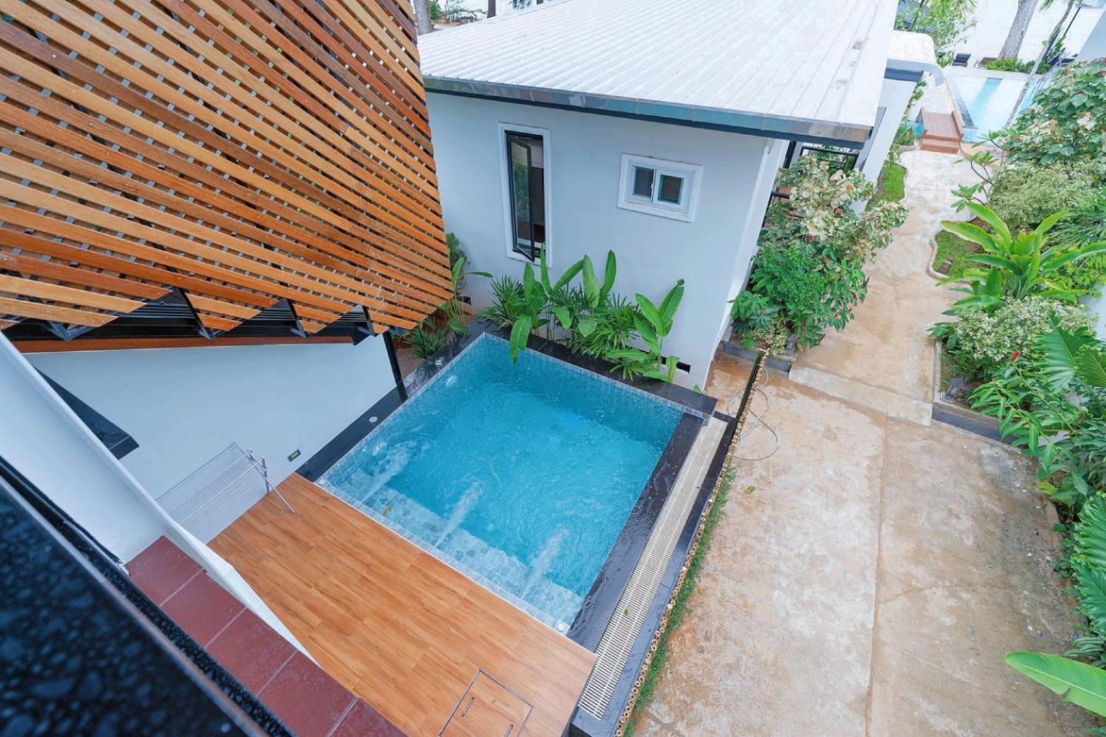 Beachhouse Pool Villa