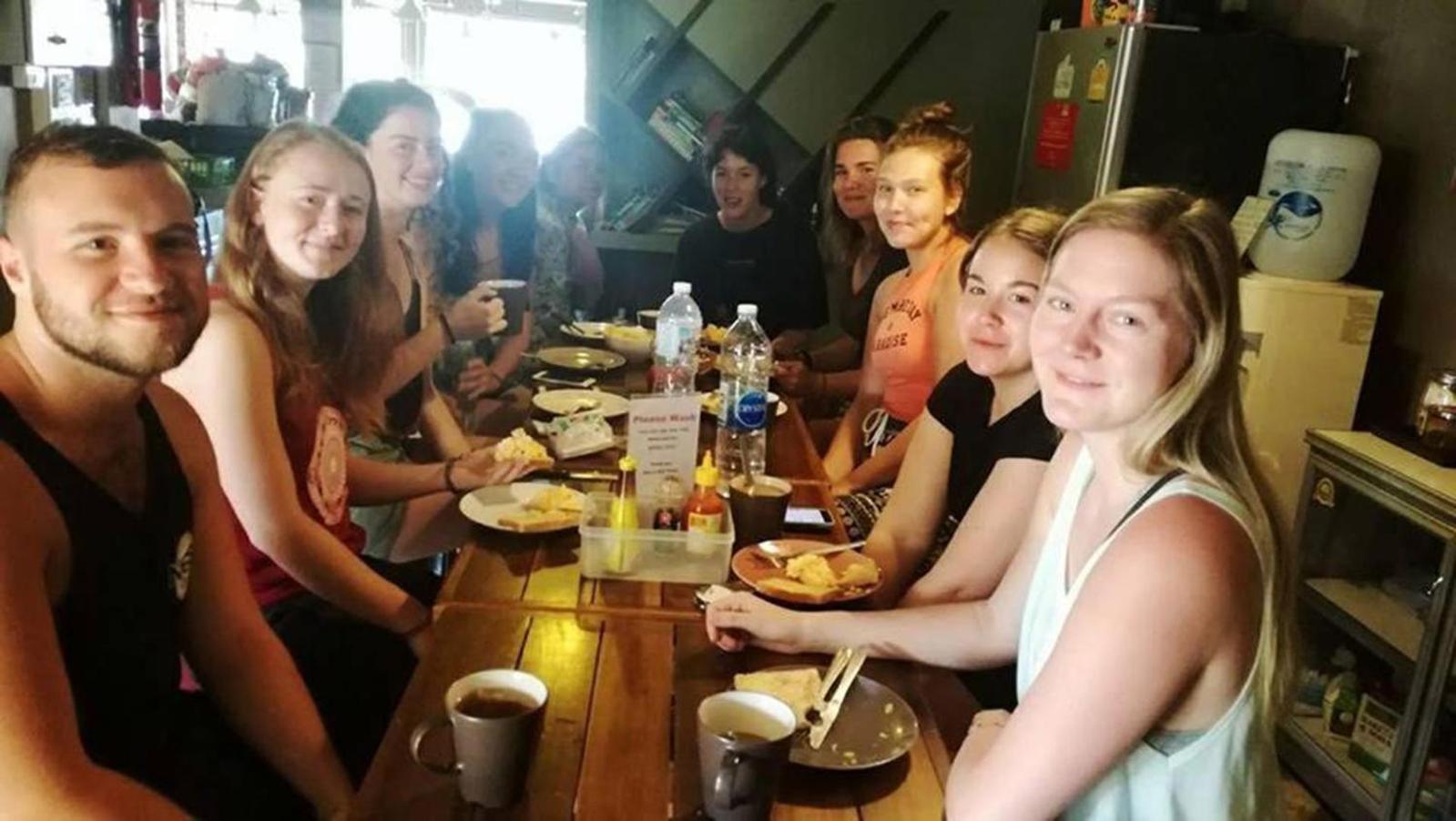 Hostel Non La - Bed & Yoga Koh Lanta