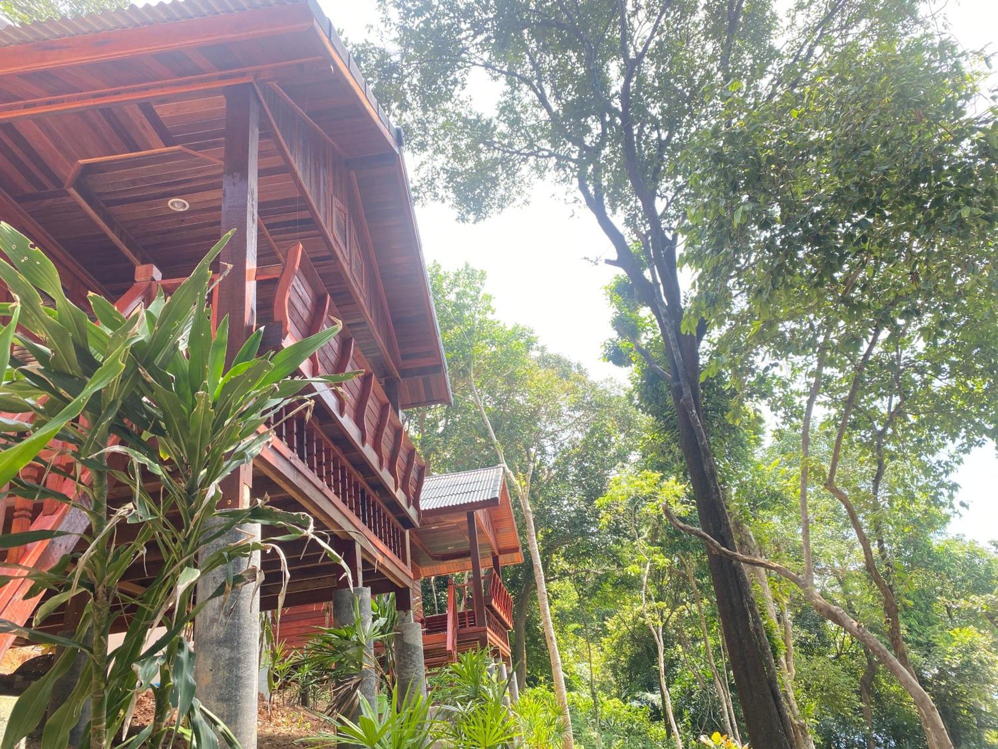 Cha Cha Resort *