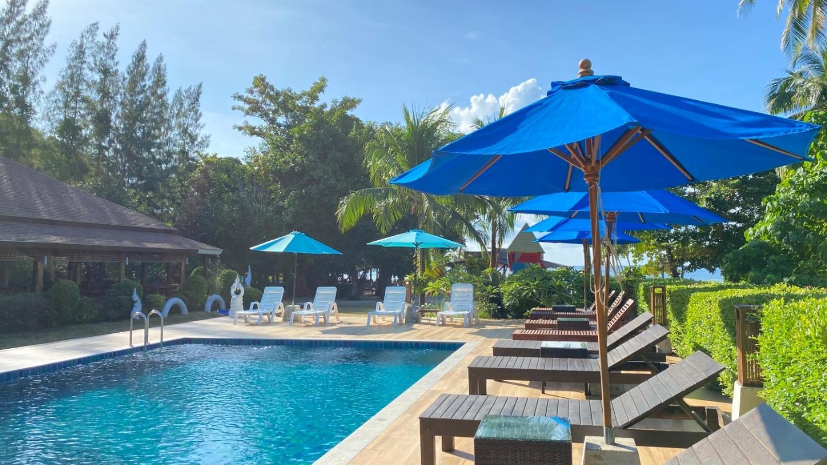 Paradise Resort