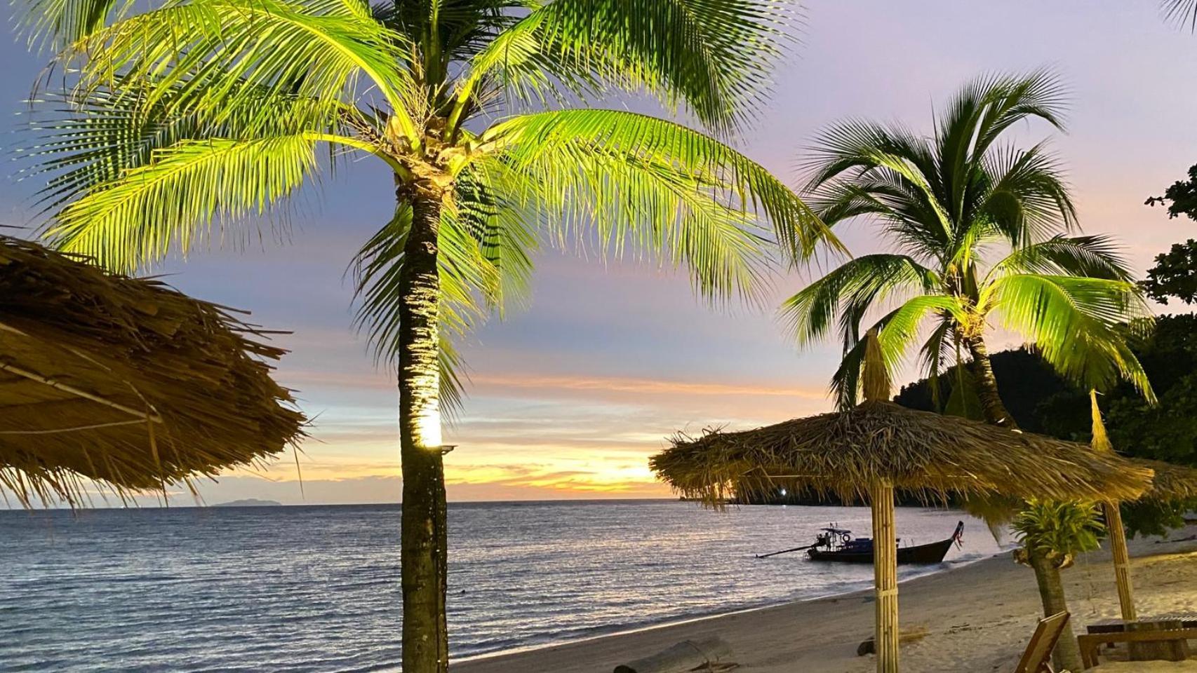 Paradise Resort